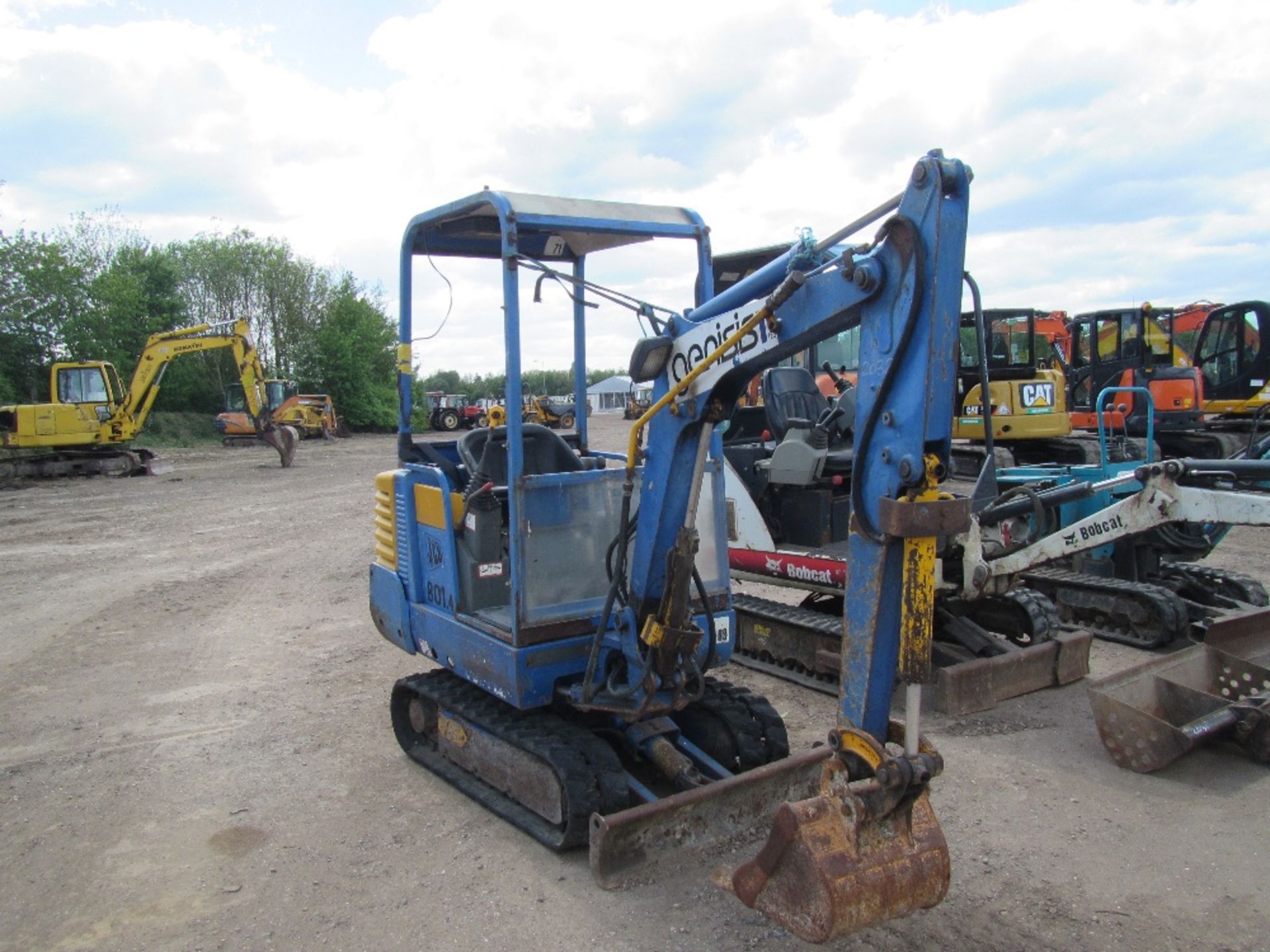 Mini Digger for spares no engine - Image 2 of 4