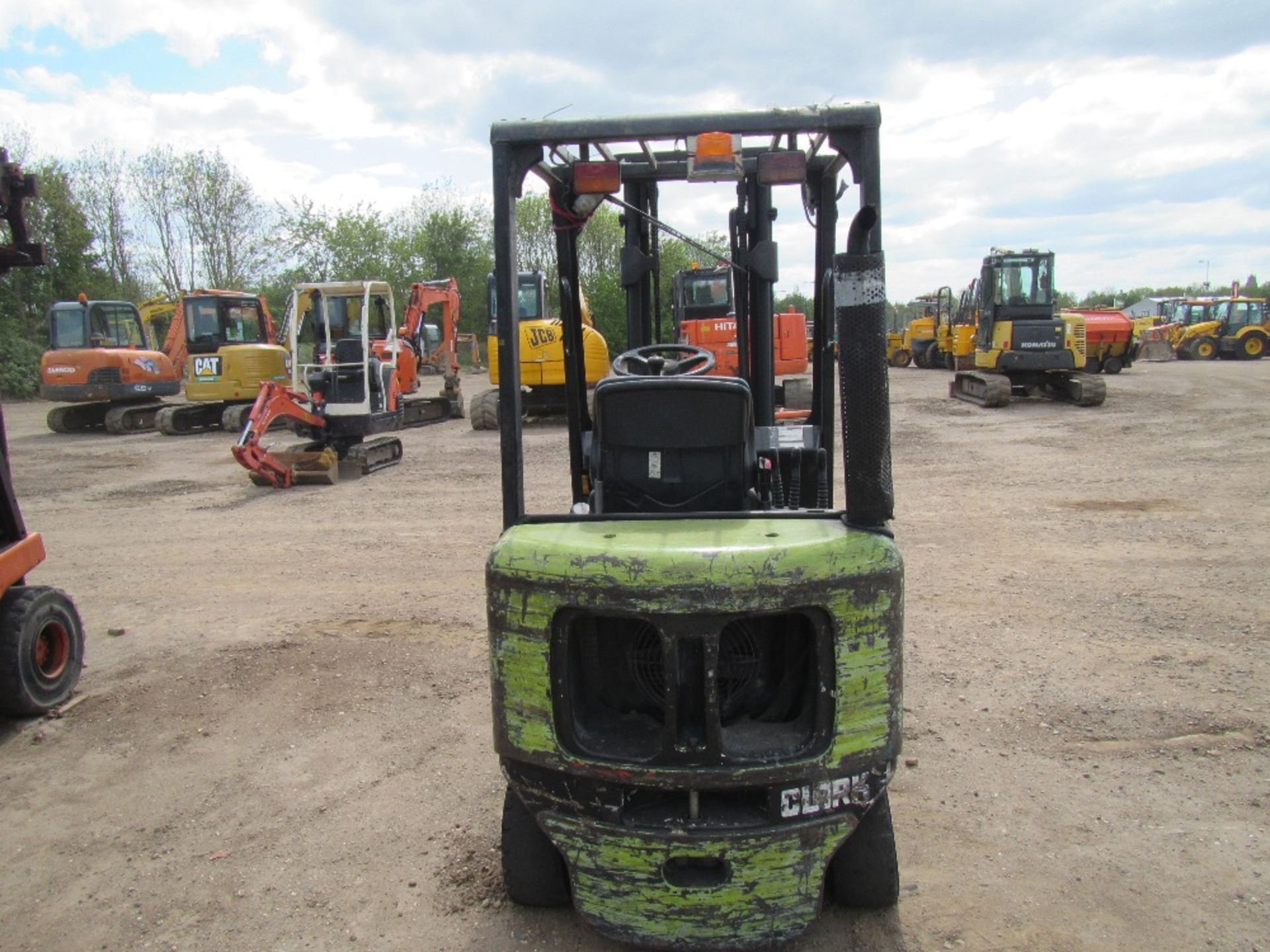 Clarke Diesel 2 Ton Forklift - Image 5 of 5