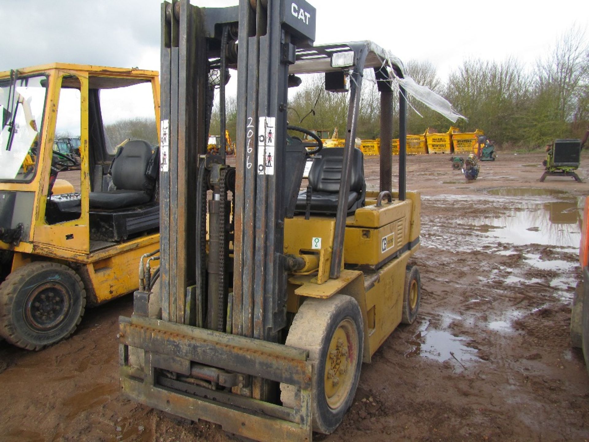 Cat V50D Diesel Forklift 5000lbs 4700mm Triplex