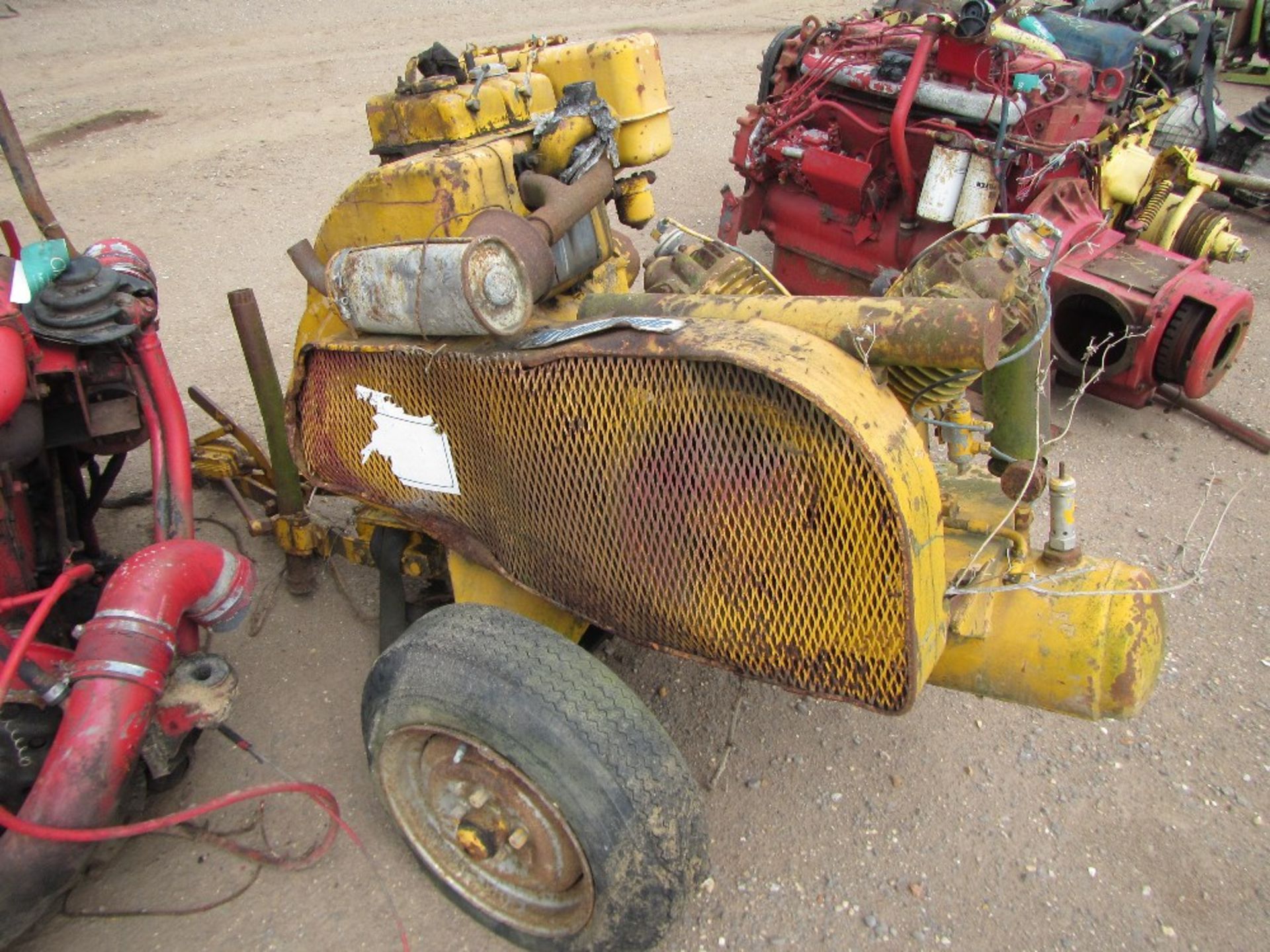 Lister 2cyl. Compressor UNRESERVED LOT - Image 2 of 2