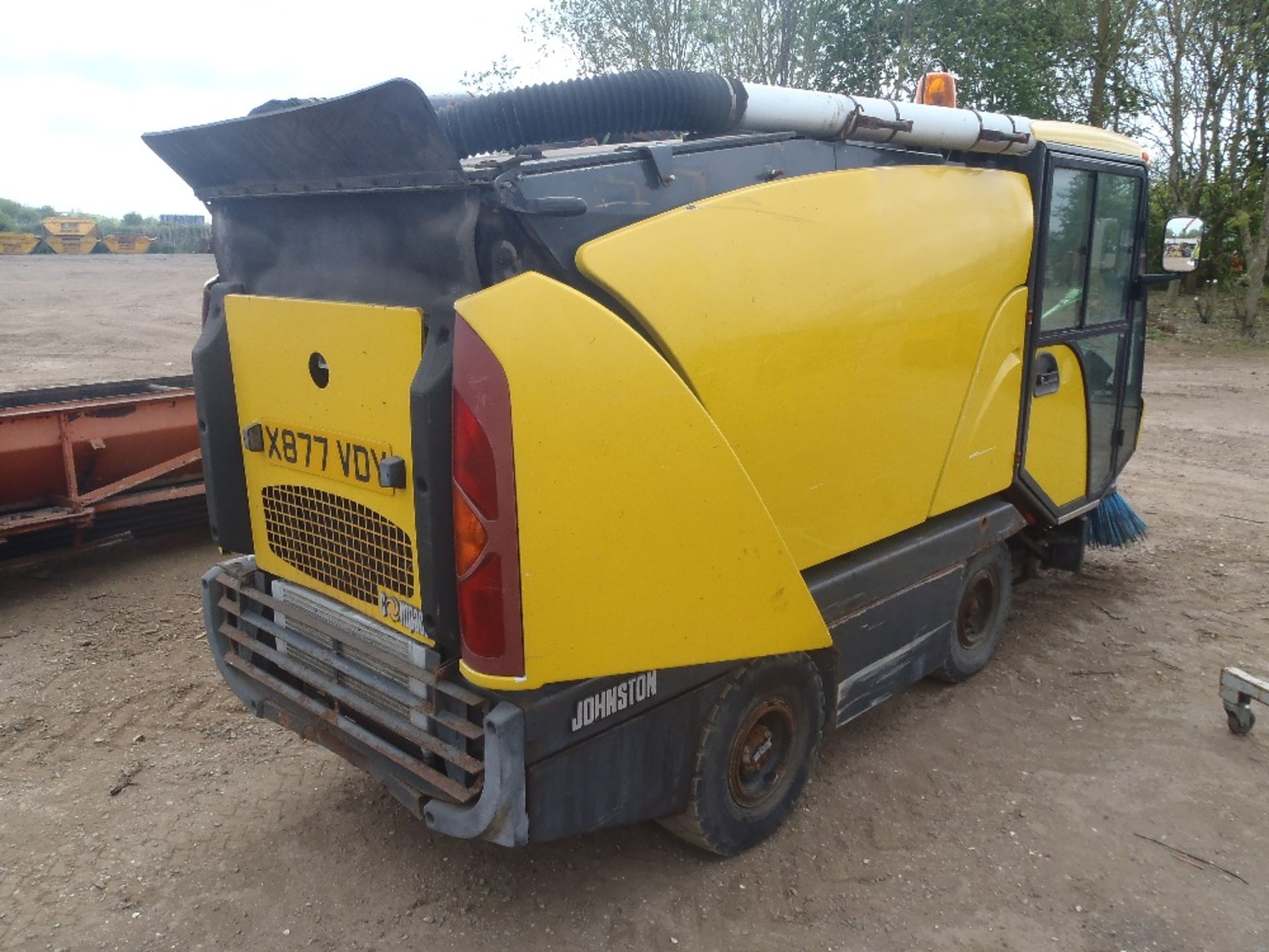 Johnston Road Sweeper Reg. No. X877 VDY c/w V5 - Image 4 of 6