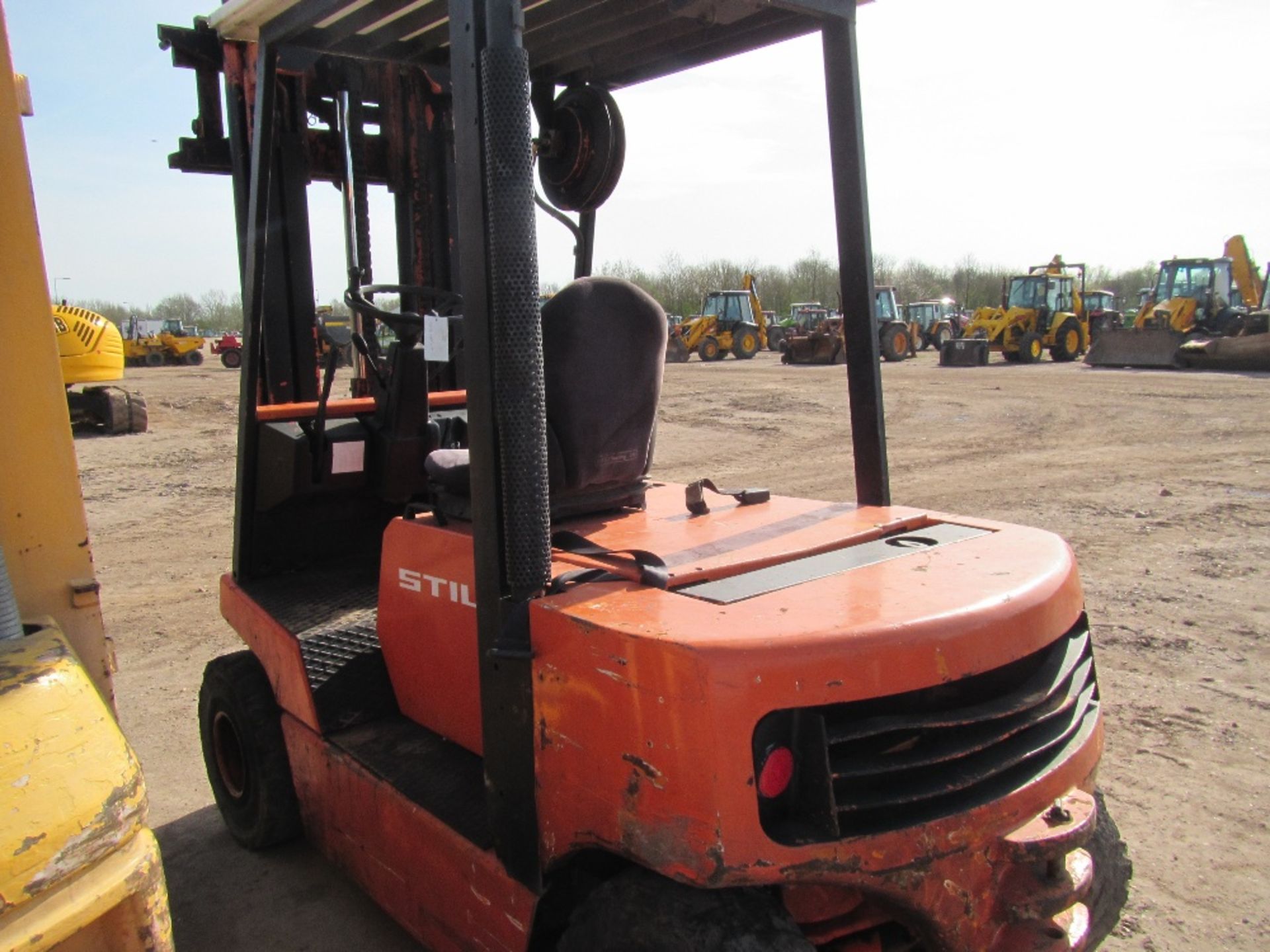 Stihl 2.5 Ton Forklift UNRESERVED LOT - Image 5 of 5