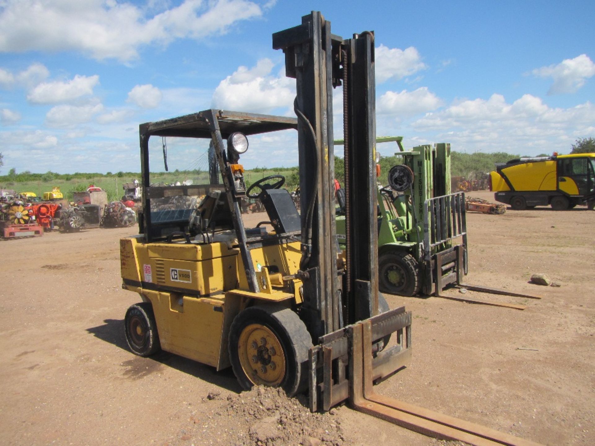 Cat V50D Diesel Forklift c/w sideshift - Image 2 of 5