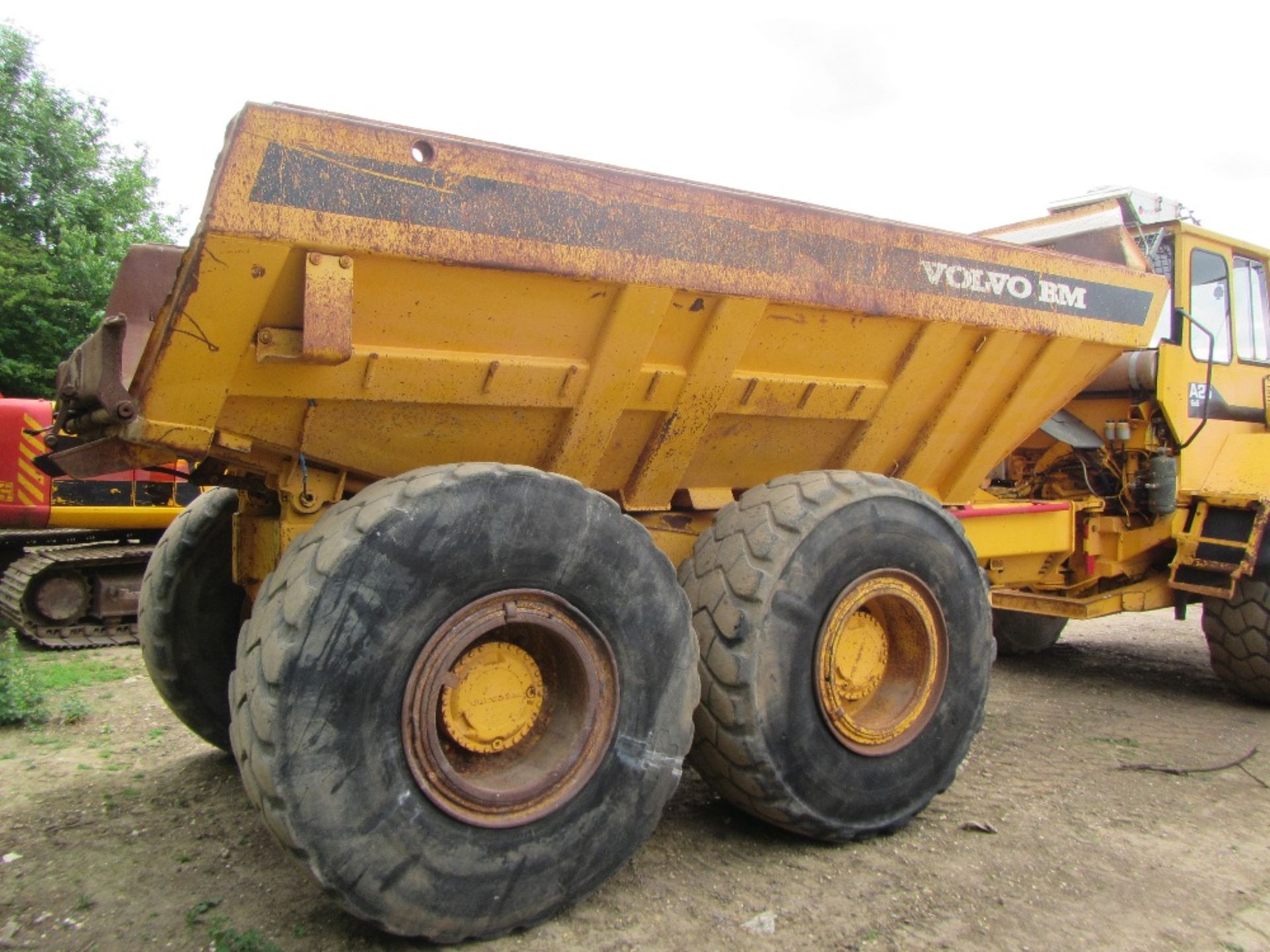 Volvo A25 6x6 Dump Truck - Image 6 of 12