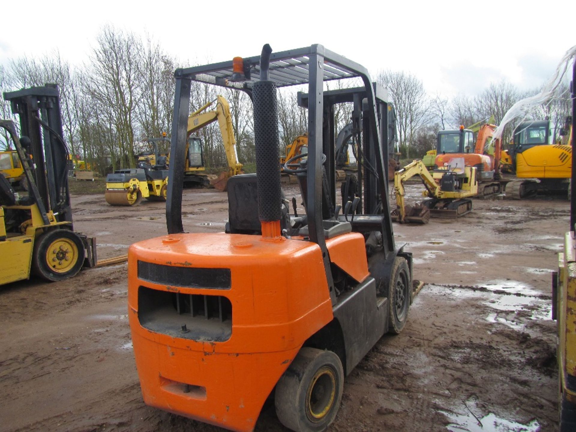 Daewoo D305-3 3 Ton Diesel Forklift c/w 4730mm Triplex Mast Ser. No. FK02031 - Image 3 of 5