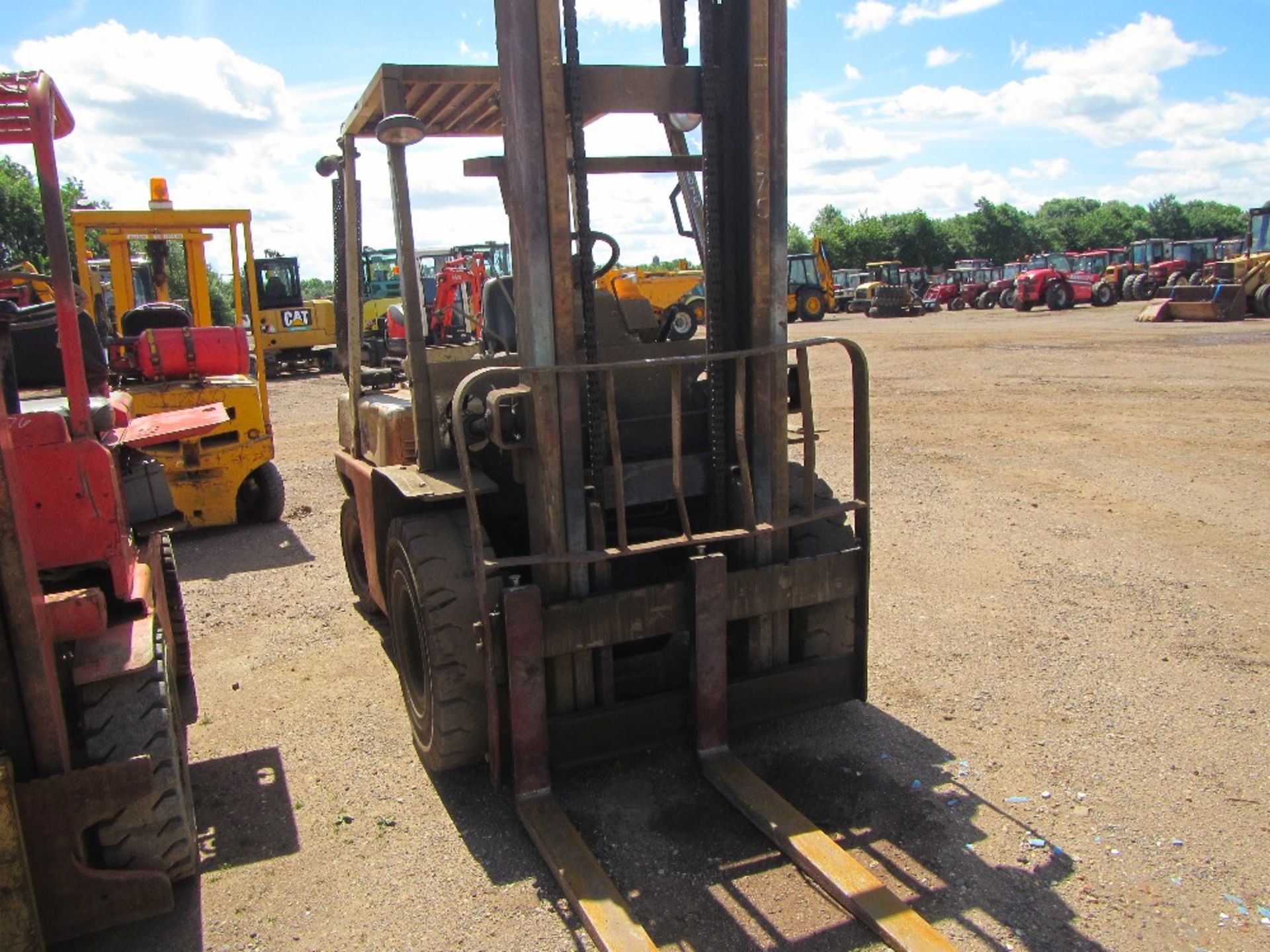 Nissan 4 Ton Lift Diesel Forklift Key in office - Image 2 of 6