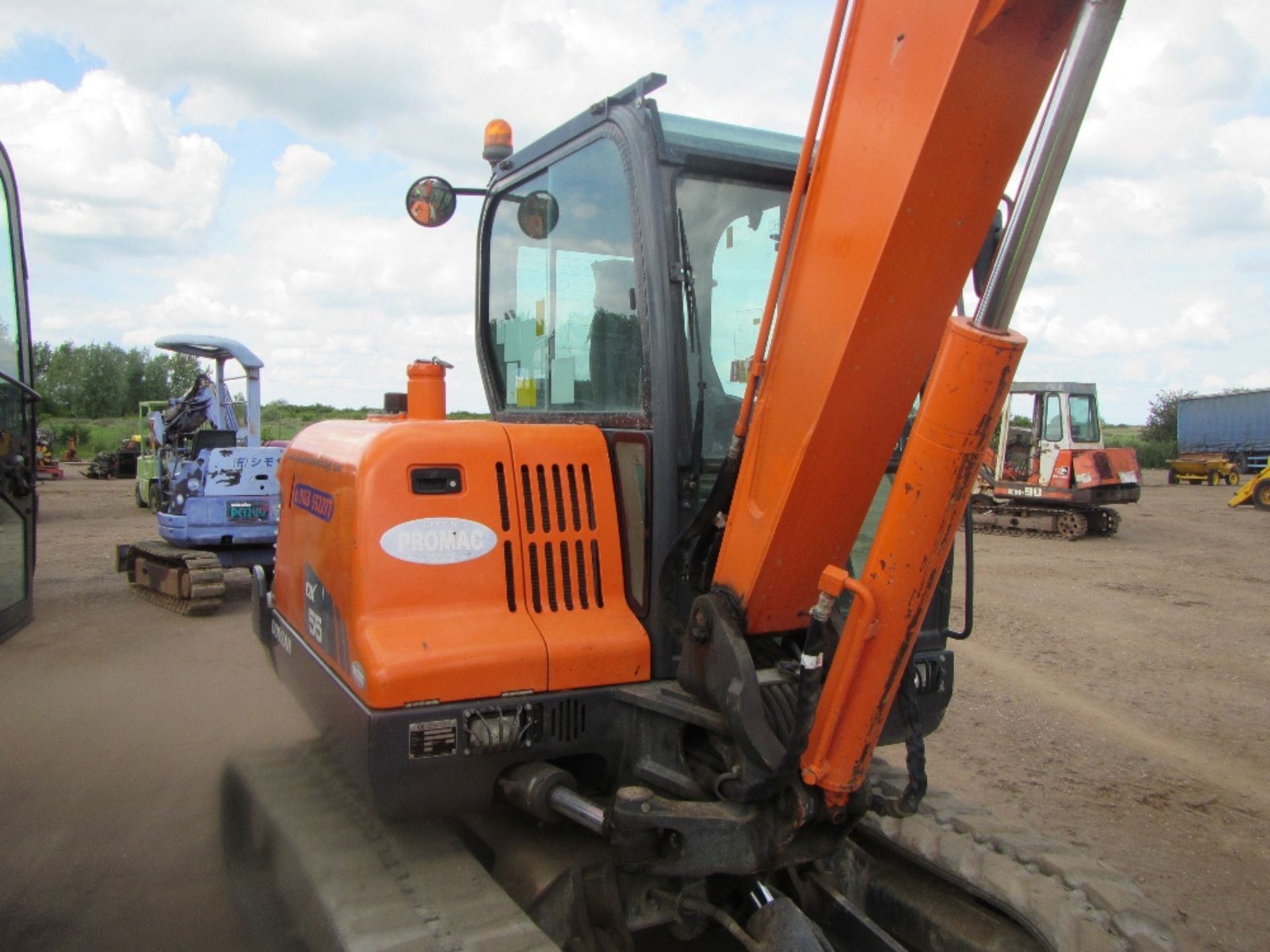 2013 Daewoo DX55 Excavator c/w 1 bucket Hours: 3181 Ser No 50512 - Image 4 of 12