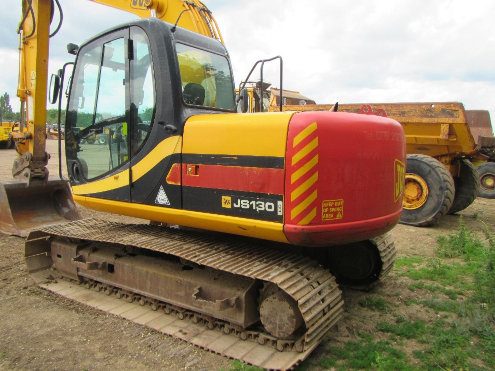 2008 JCB JS130 Excavator c/w hammer circuit & double locking, hydraulic quick hitch Hours: 9300 - Image 8 of 10