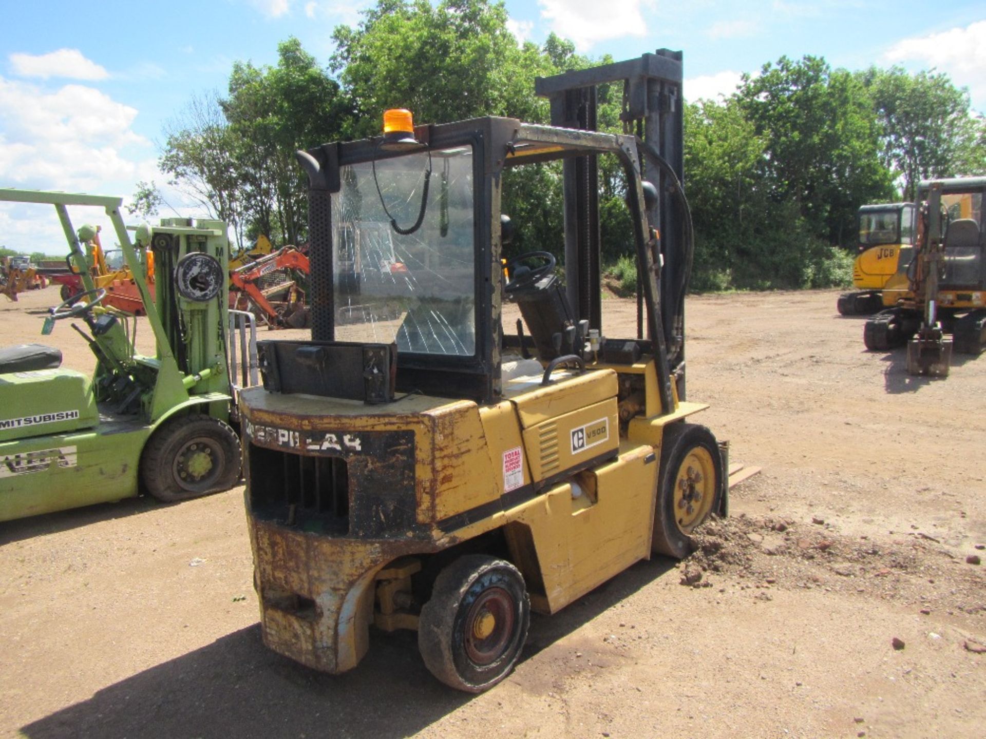 Cat V50D Diesel Forklift c/w sideshift - Image 3 of 5