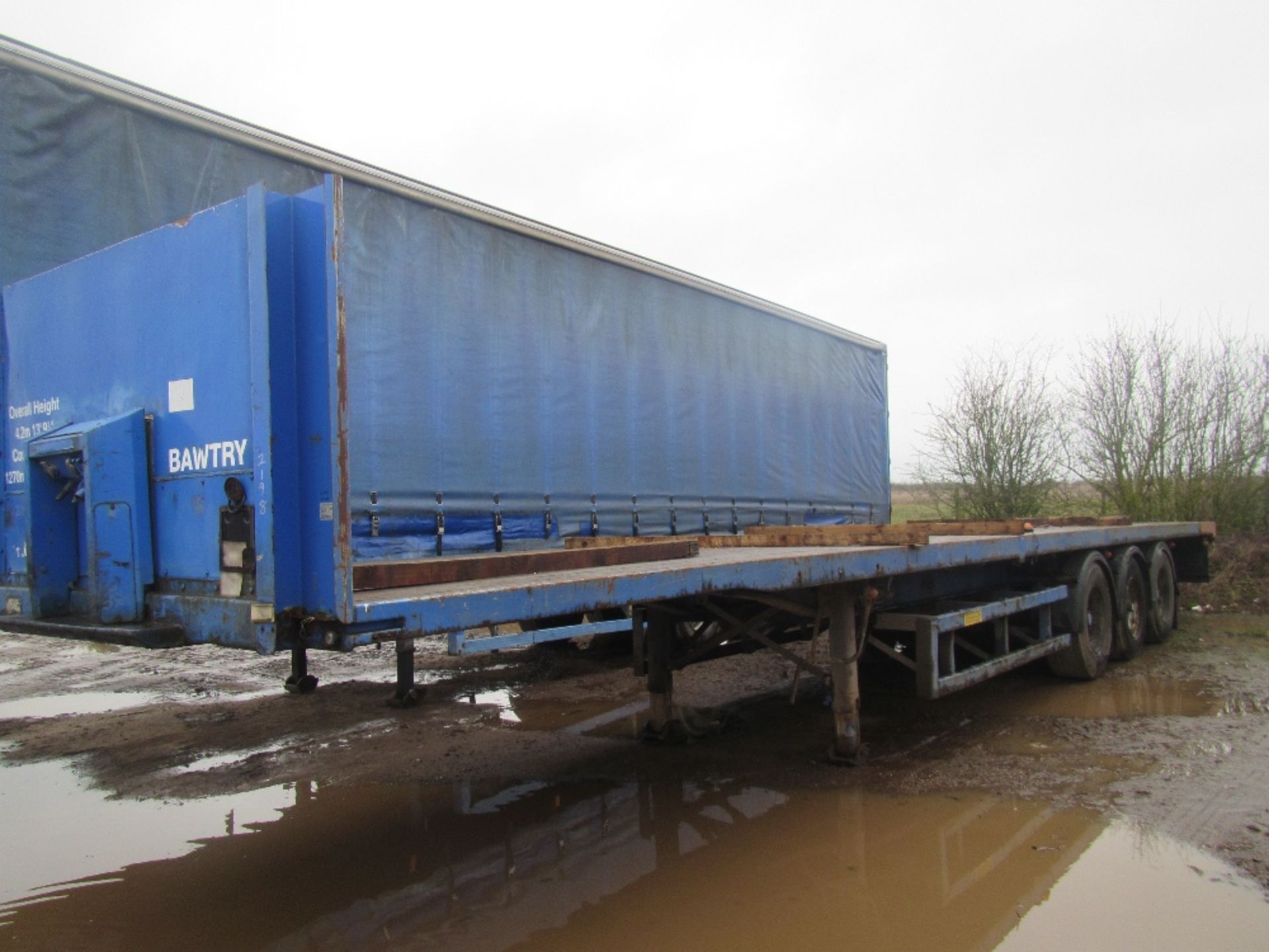 Montracon Tri Axle 40ft Flat Trailer