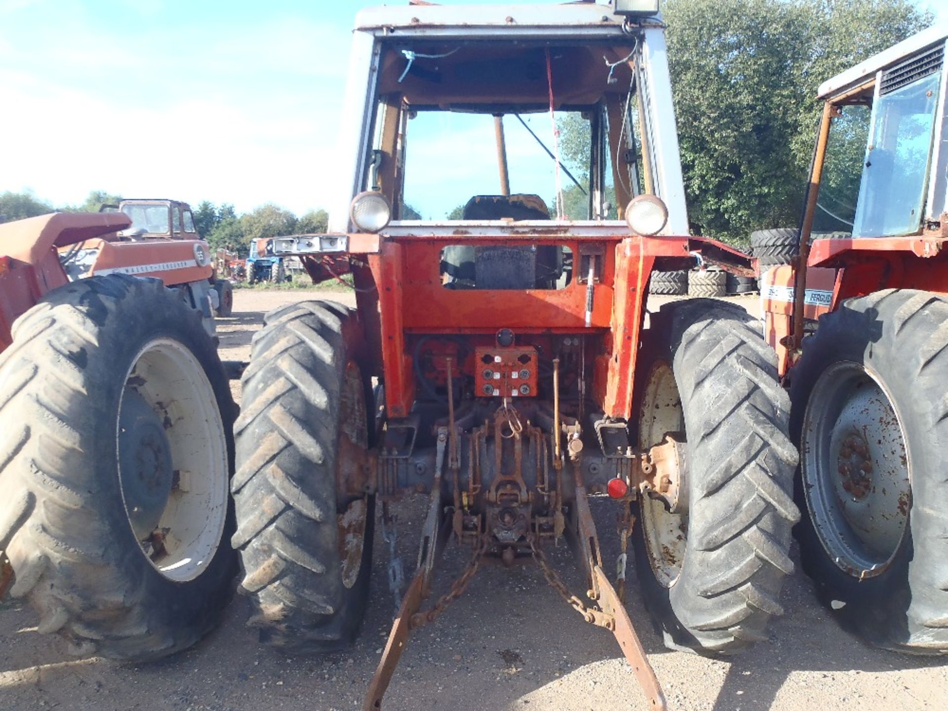 Massey Ferguson 690 2wd Tractor. Ser. No. 702415 - Image 4 of 8