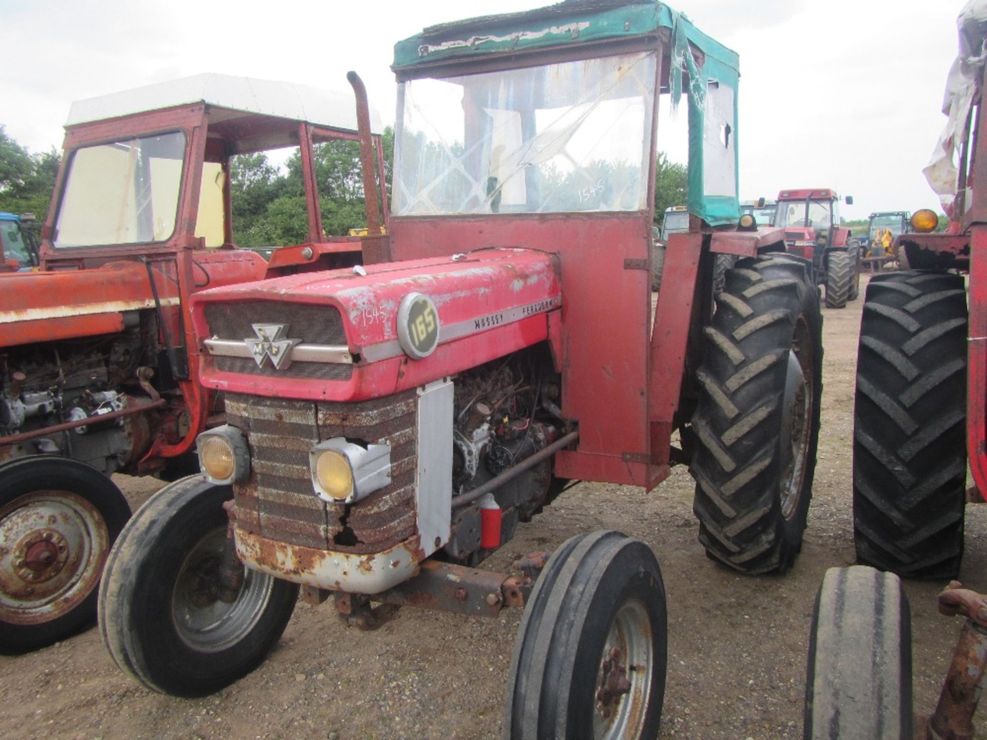 Massey Ferguson 165 Tractor c/w square axle