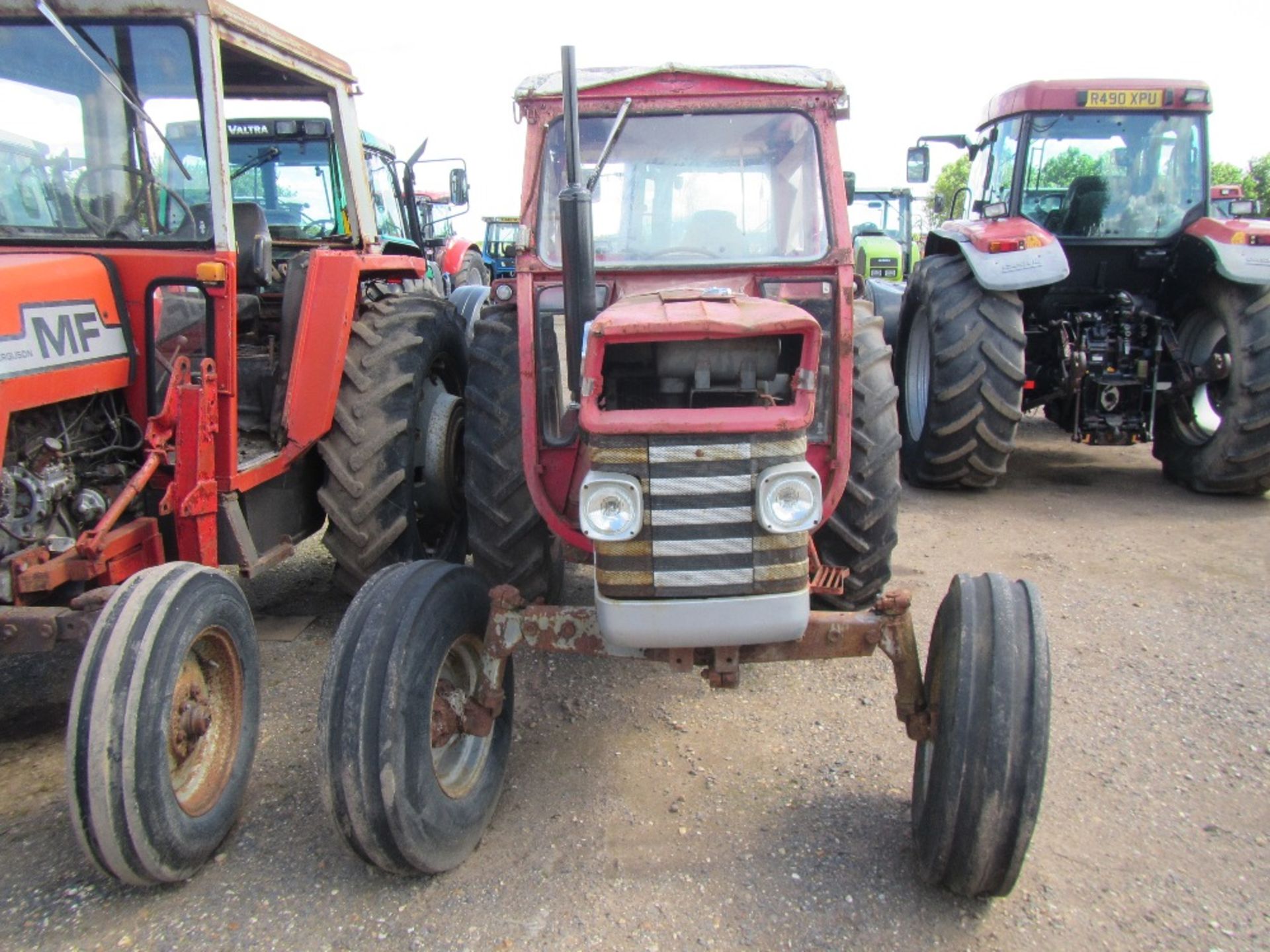 Massey Ferguson 188 2wd Tractor c/w 4 bolt lift pump Ser. No. 355601 - Image 2 of 9