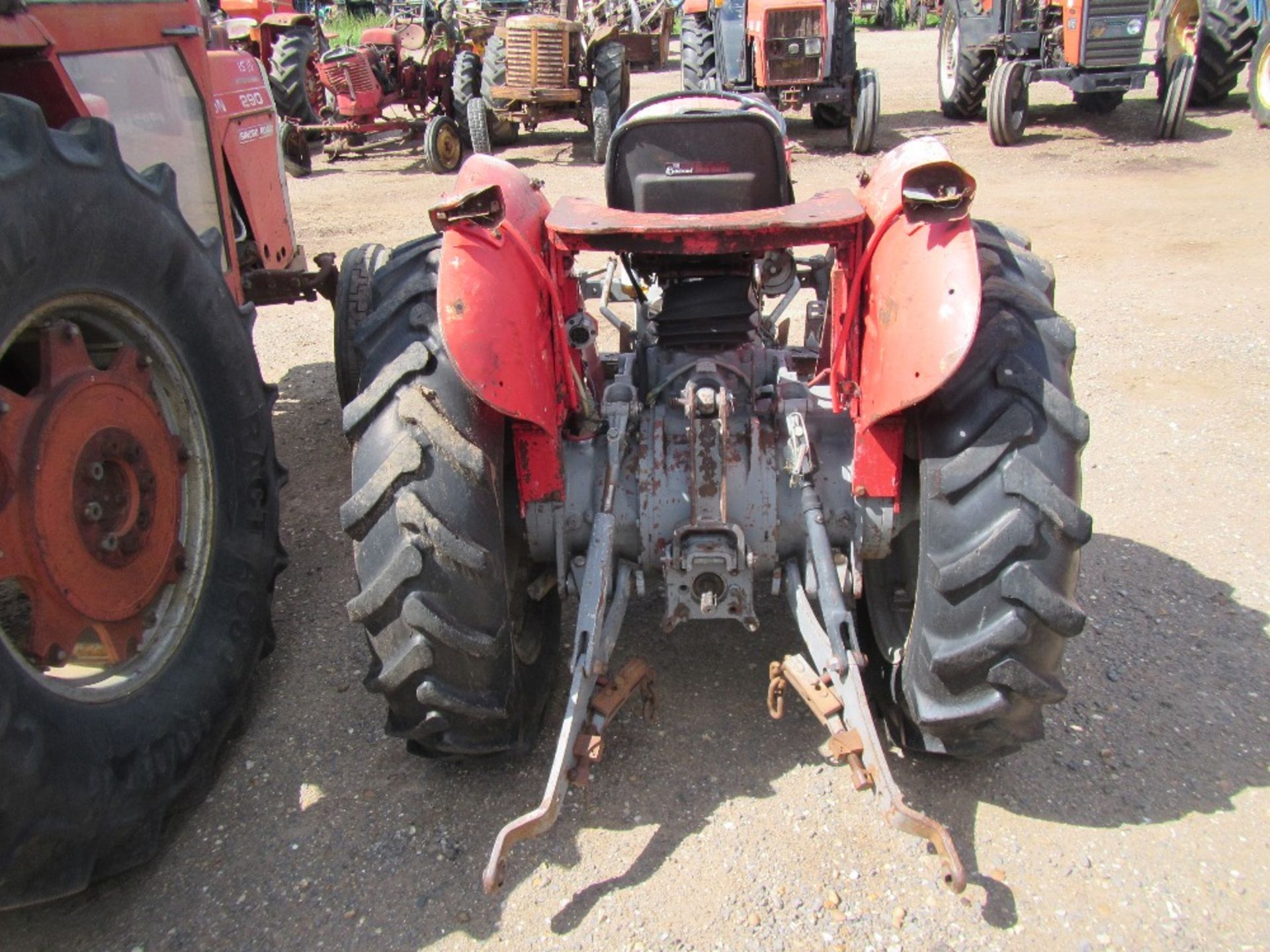 Massey Ferguson 152 MK III Tractor Hours: 5627 Ser. NO. A180013 - Image 6 of 9