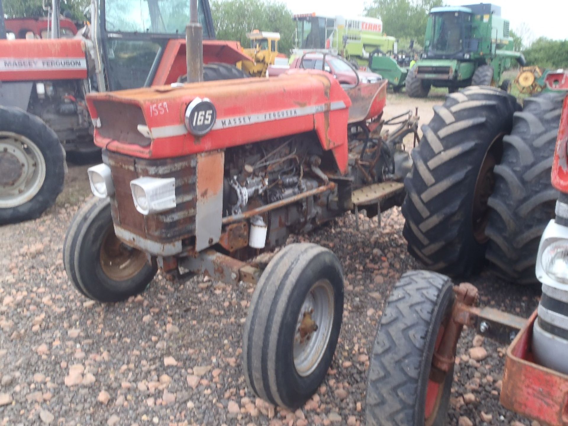 Massey Ferguson 165 Tractor c/w 4 bolt pump, long pto Ser. No. 169067