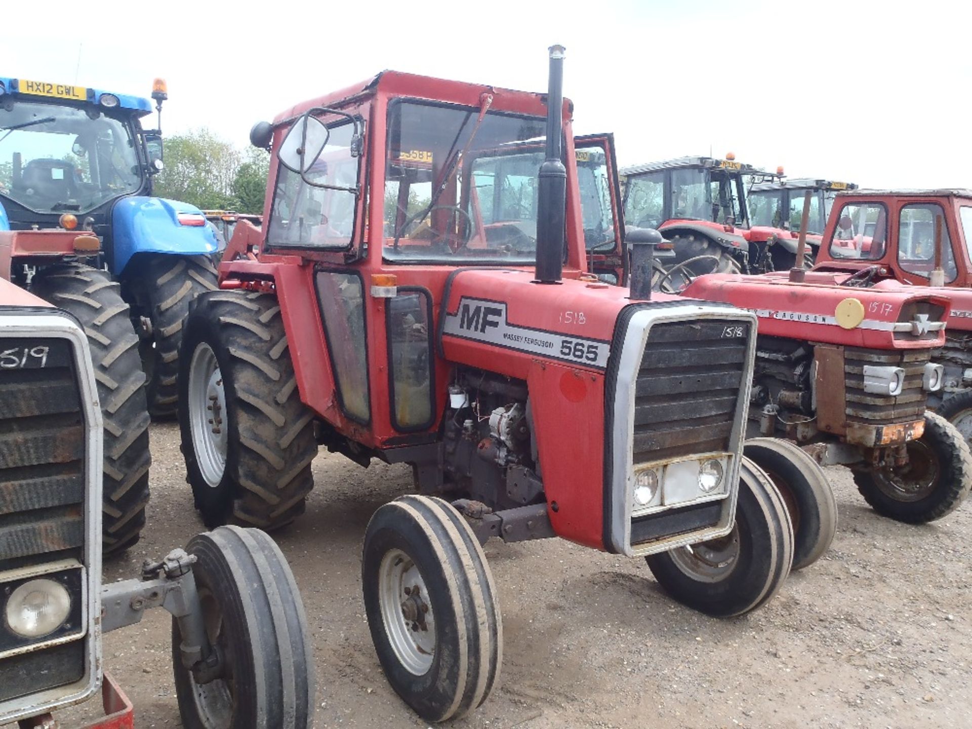Massey Ferguson 565 Tractor - Image 3 of 5