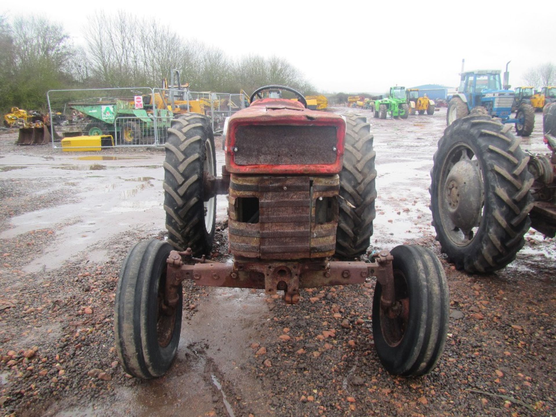 Massey Ferguson 168 2wd Tractor c/w 4 bolt pump & long pto - Image 2 of 7
