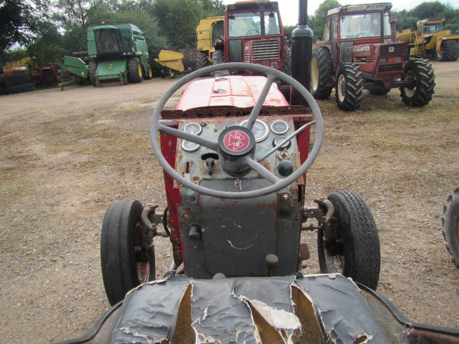 Massey Ferguson 188 2wd Tractor c/w 4 Bolt Pump. Ser. No. 359351 - Image 5 of 5