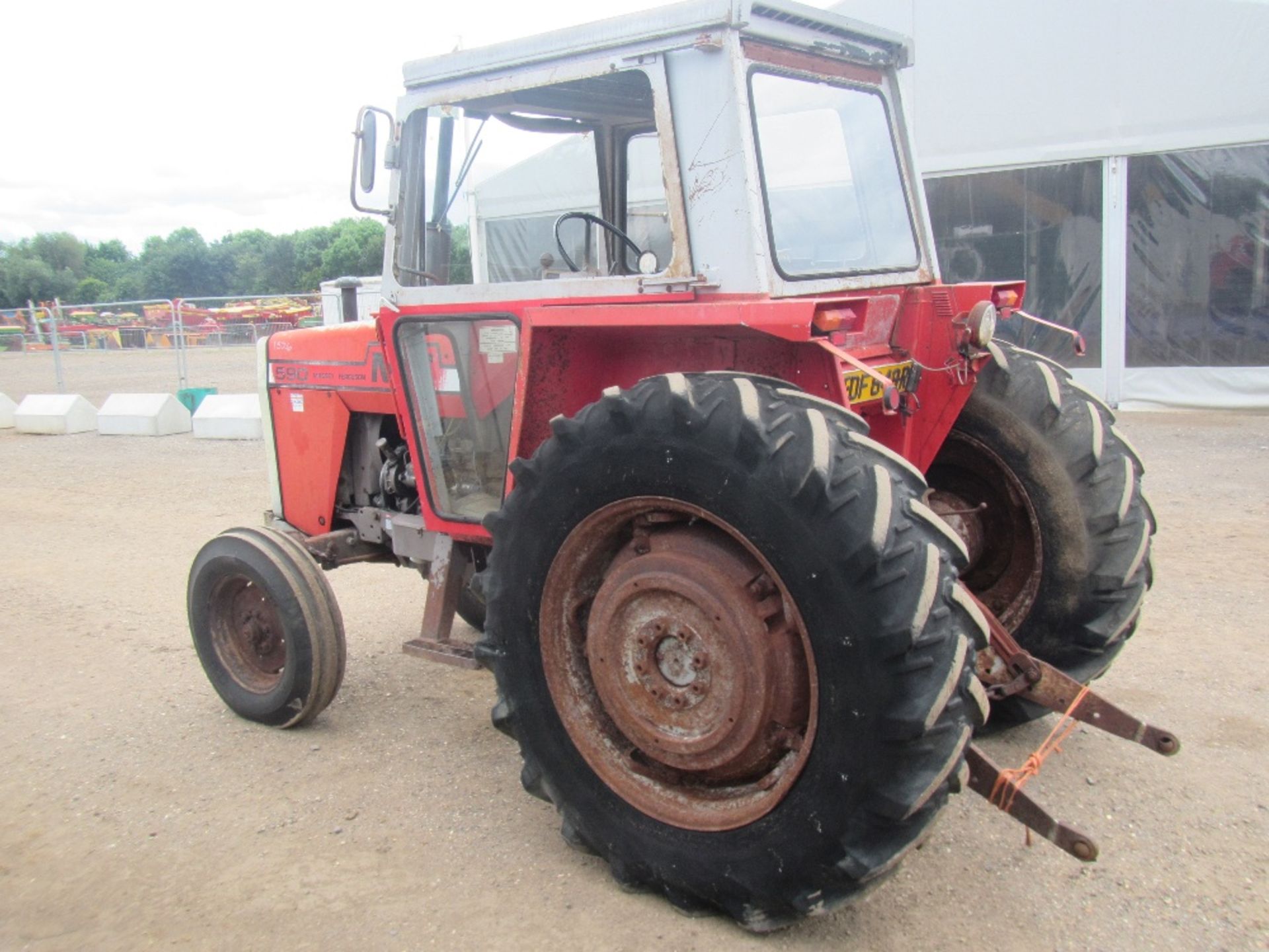 Massey Ferguson 590 Tractor Hours: 3142 Reg. No. TDF 849R - Image 5 of 10