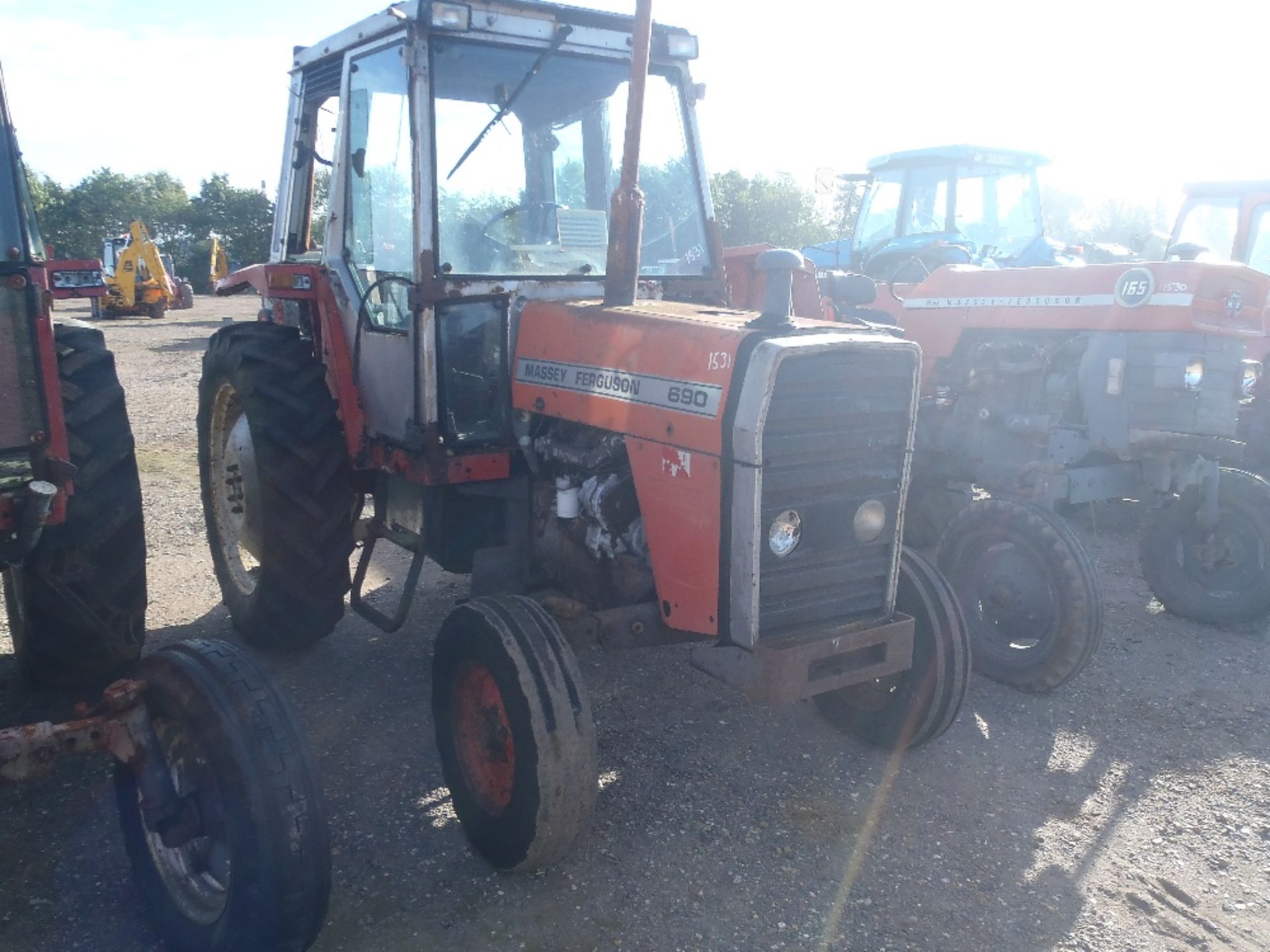 Massey Ferguson 690 2wd Tractor. Ser. No. 702415 - Image 3 of 8