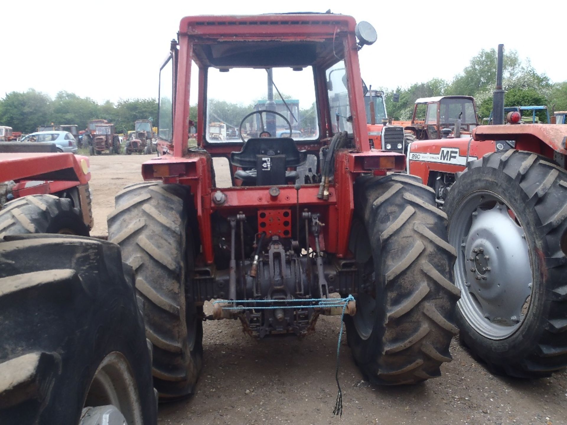 Massey Ferguson 565 Tractor - Image 4 of 5