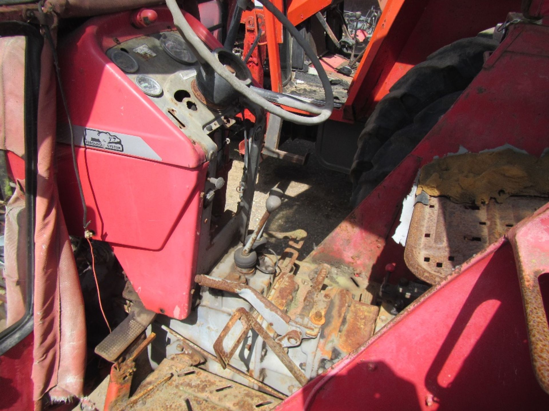 Massey Ferguson 188 2wd Tractor c/w 4 bolt lift pump Ser. No. 355601 - Image 8 of 9