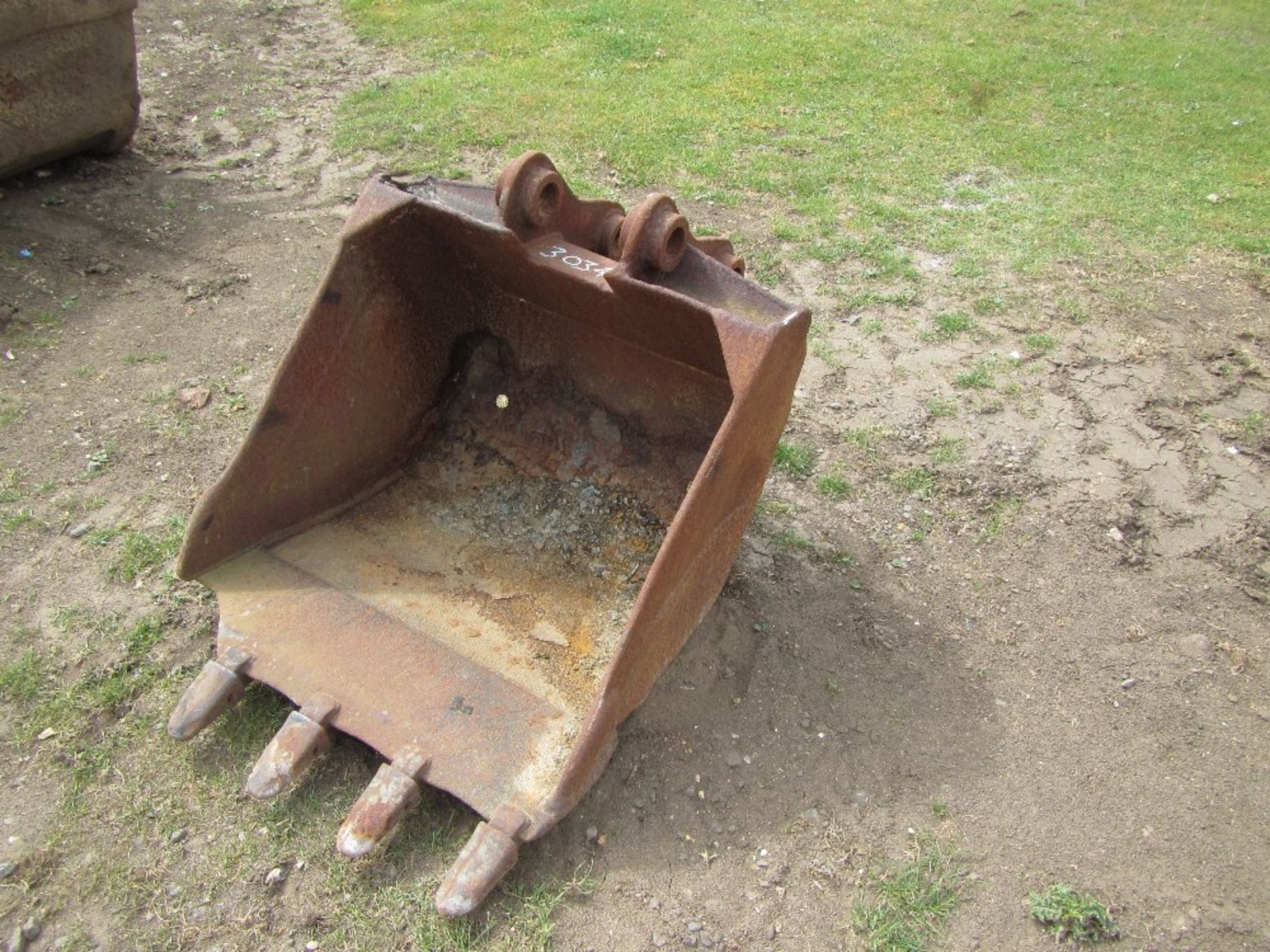 Digger Bucket - Image 4 of 5