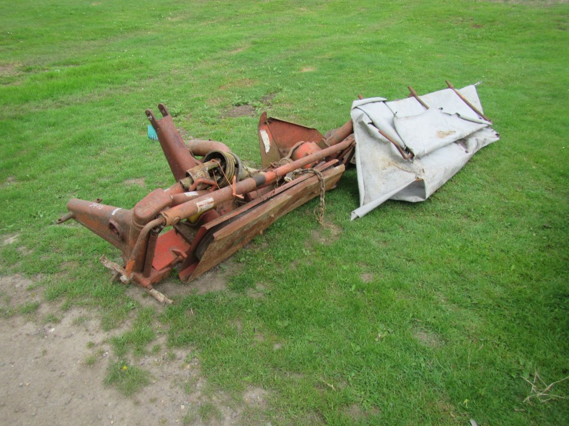 Kuhn 5ft 6in Disc Mower - Image 5 of 5