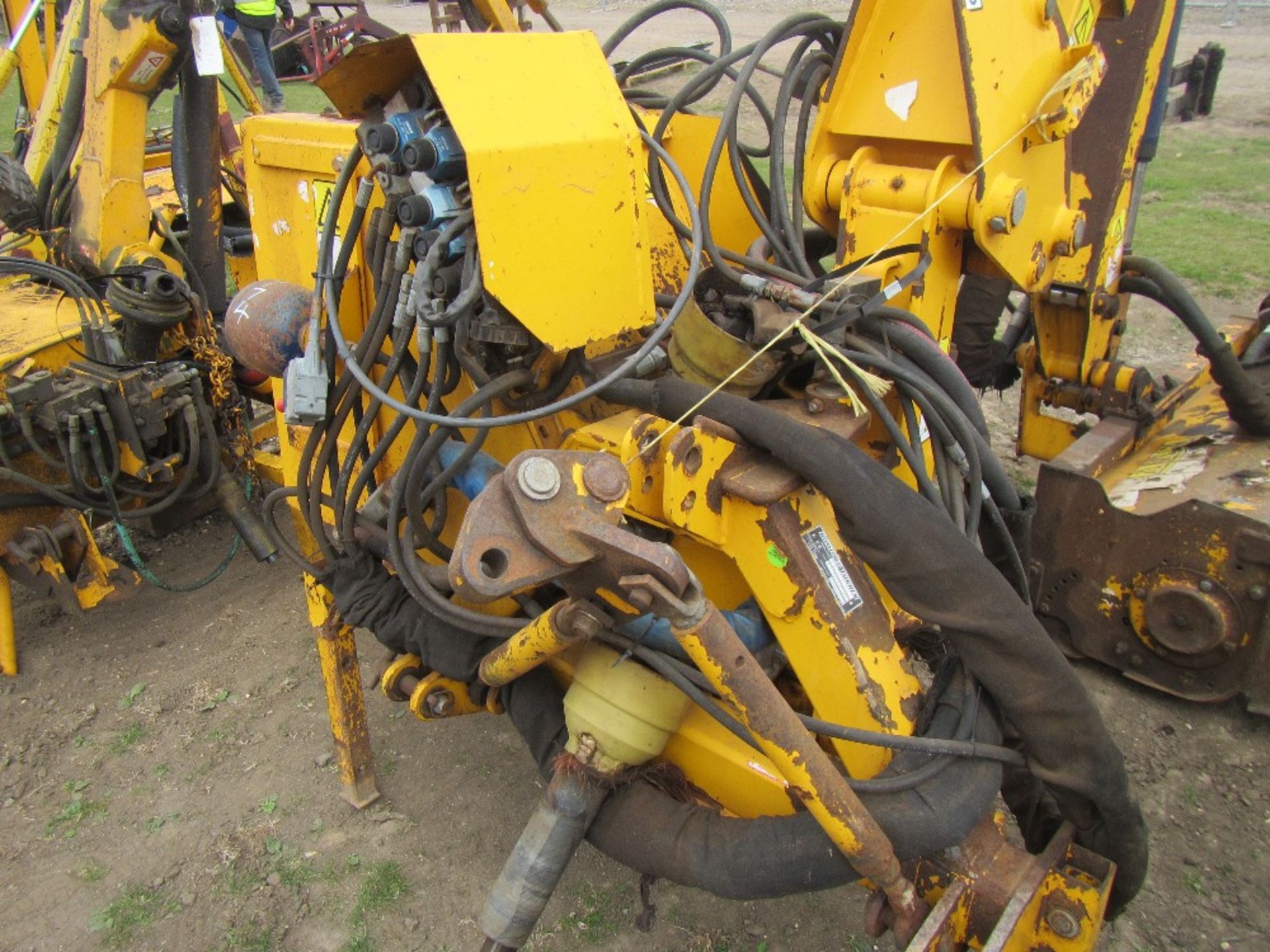 Bomford BS8 PTO Driven Hydraulic Flail Arm to suit 3 point linkage, c/w controls - Image 3 of 4