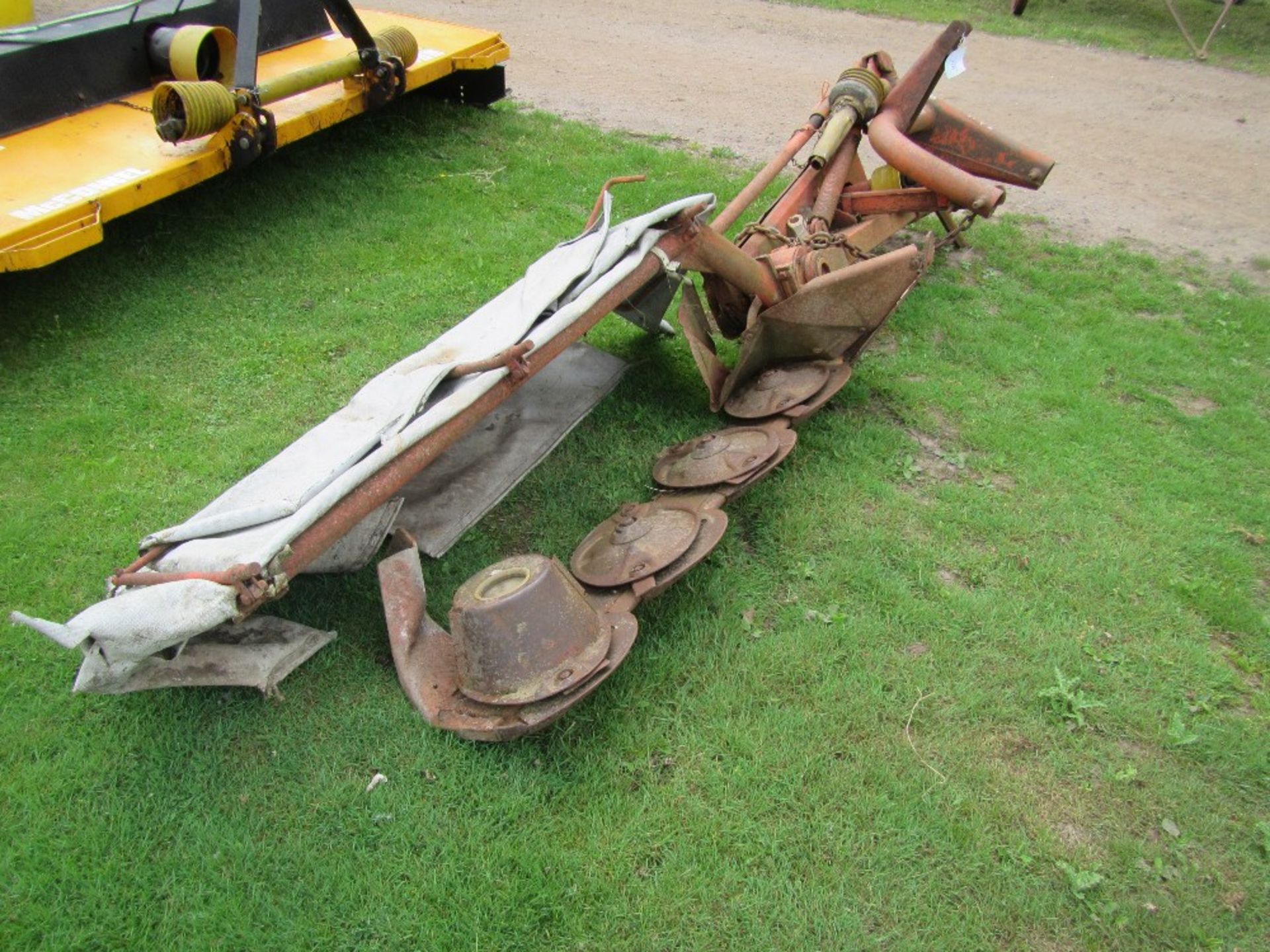 Kuhn 5ft 6in Disc Mower - Image 3 of 5