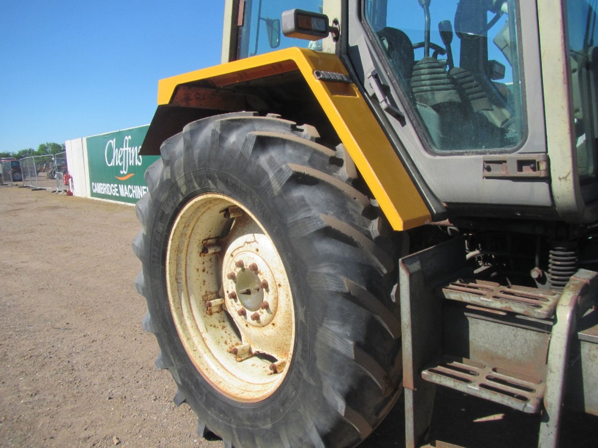 Renault 133-54 4wd Tractor - Image 5 of 11