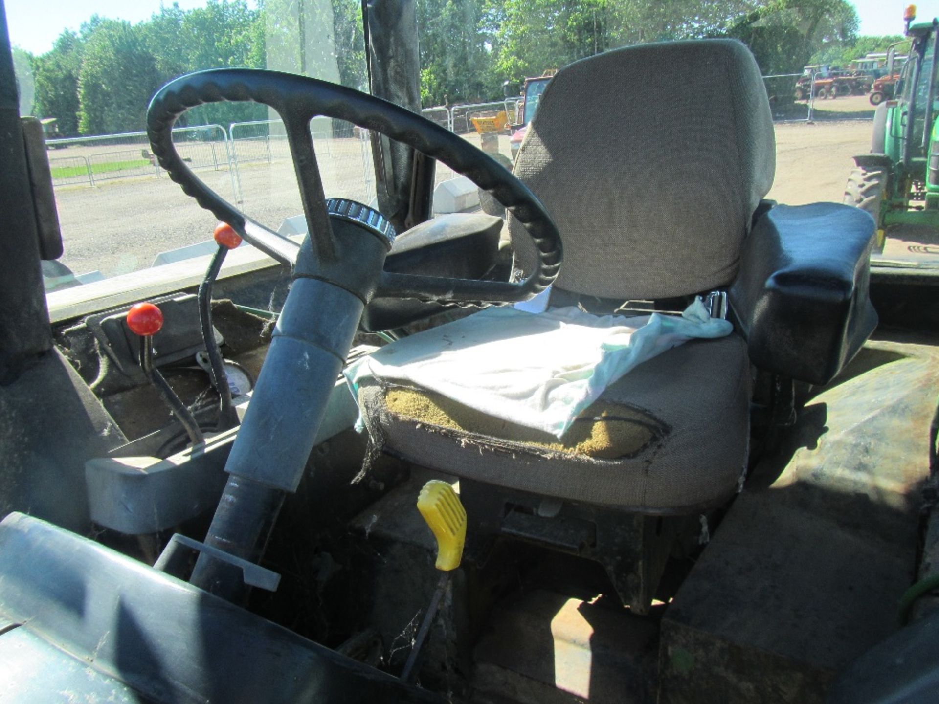 John Deere 4240 2wd Tractor X Reg - Image 8 of 9