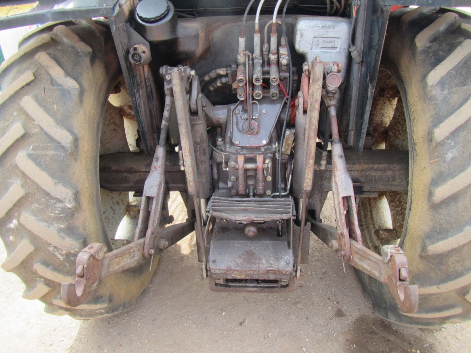 Massey Ferguson 3070 4wd Tractor - Image 7 of 17