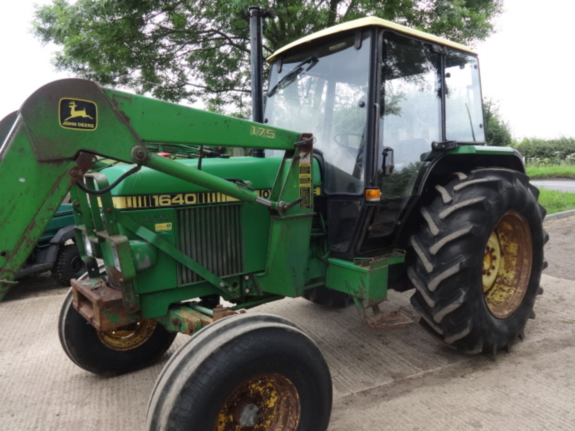 John Deere 1640 Tractor c/w 175 loader Reg. No. D624 MFC - Image 2 of 6