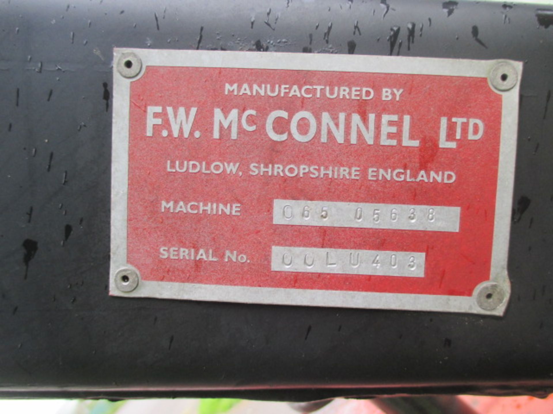 Fiat 70-90 4wd Tractor c/w McConnel 065 power loader, bucket and manual. First registered in Feb - Image 6 of 9