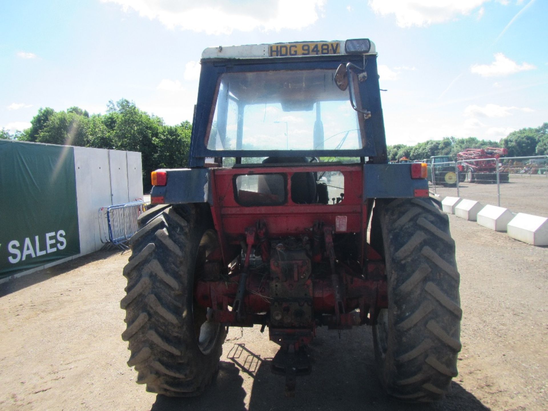 International 955 Tractor - Image 6 of 15