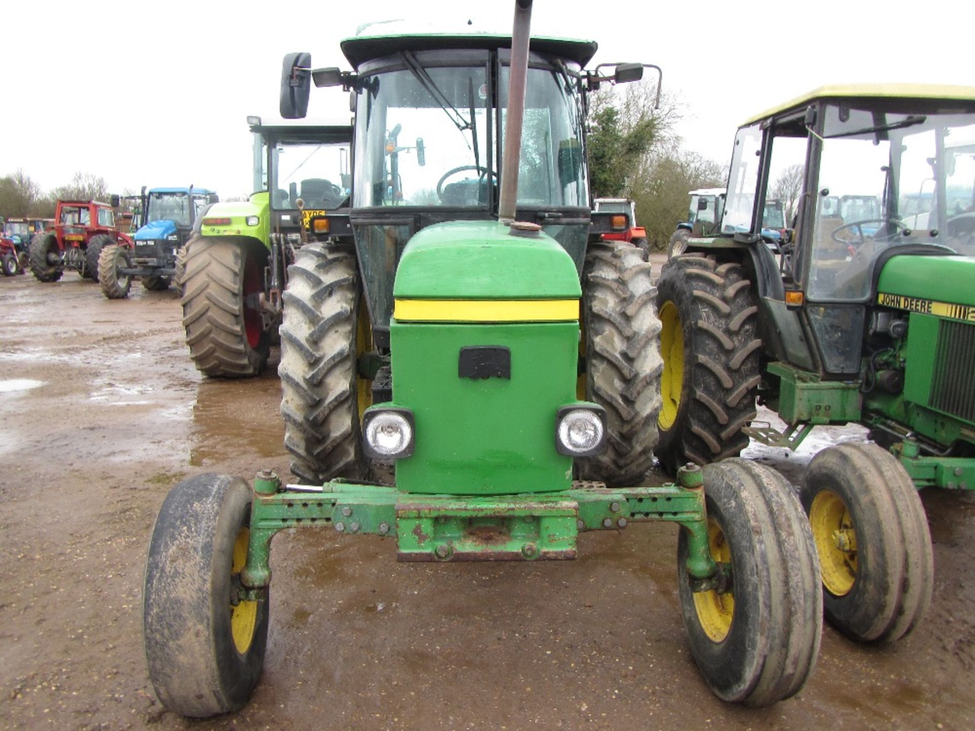 John Deere 3050 2wd Tractor. c/w V5. One owner from new Reg. No. F439 HTA - Image 2 of 12