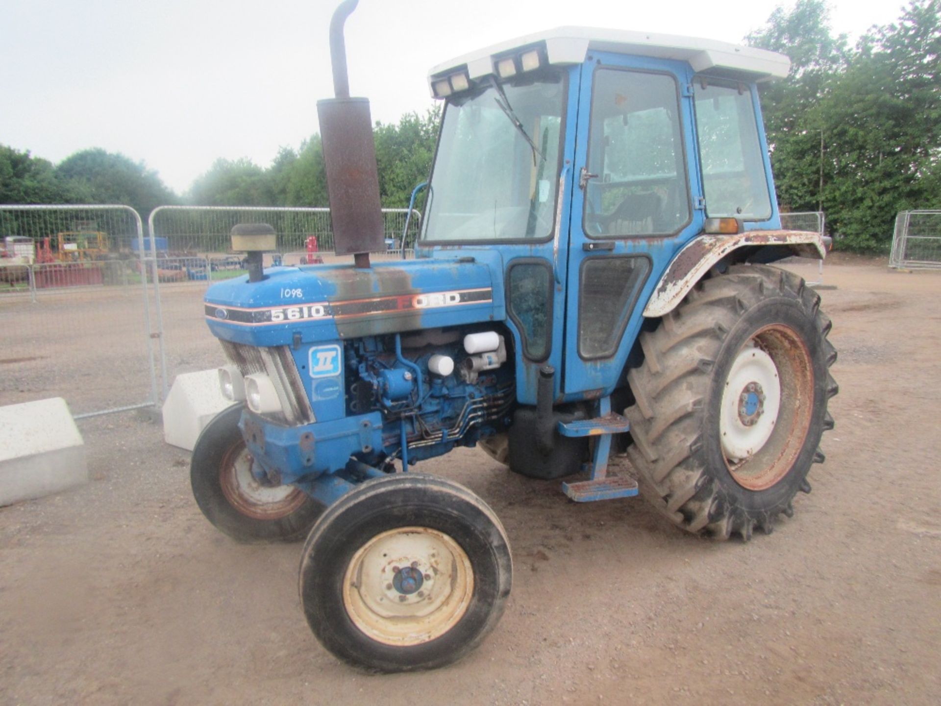 Ford 5610 Super Q 2wd Tractor