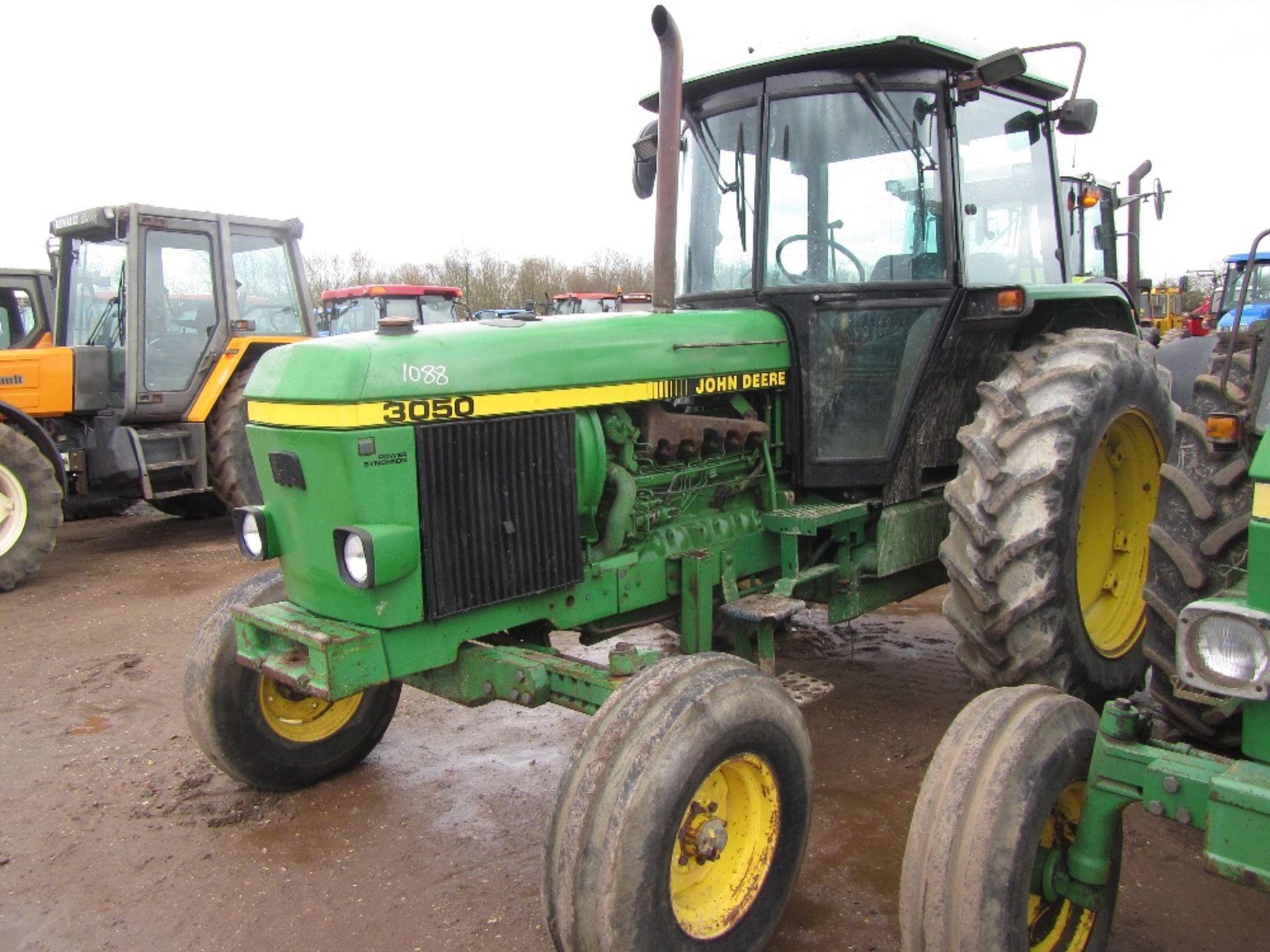 John Deere 3050 2wd Tractor. c/w V5. One owner from new Reg. No. F439 HTA
