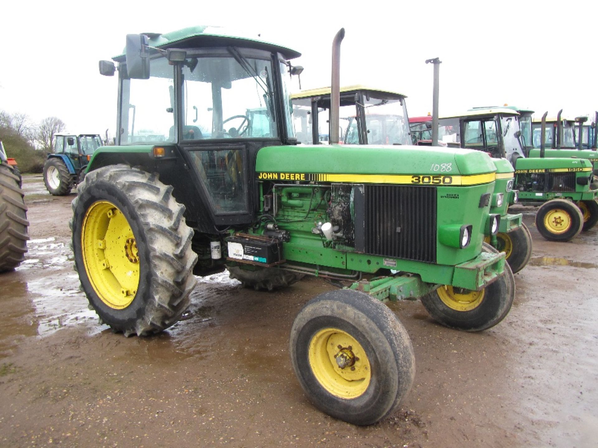 John Deere 3050 2wd Tractor. c/w V5. One owner from new Reg. No. F439 HTA - Image 3 of 12