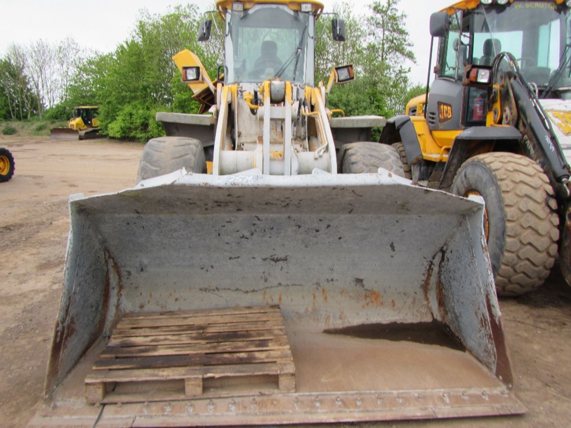 2004 JCB 456 Loading Shovel Ser. No. 0539637 - Bild 2 aus 10