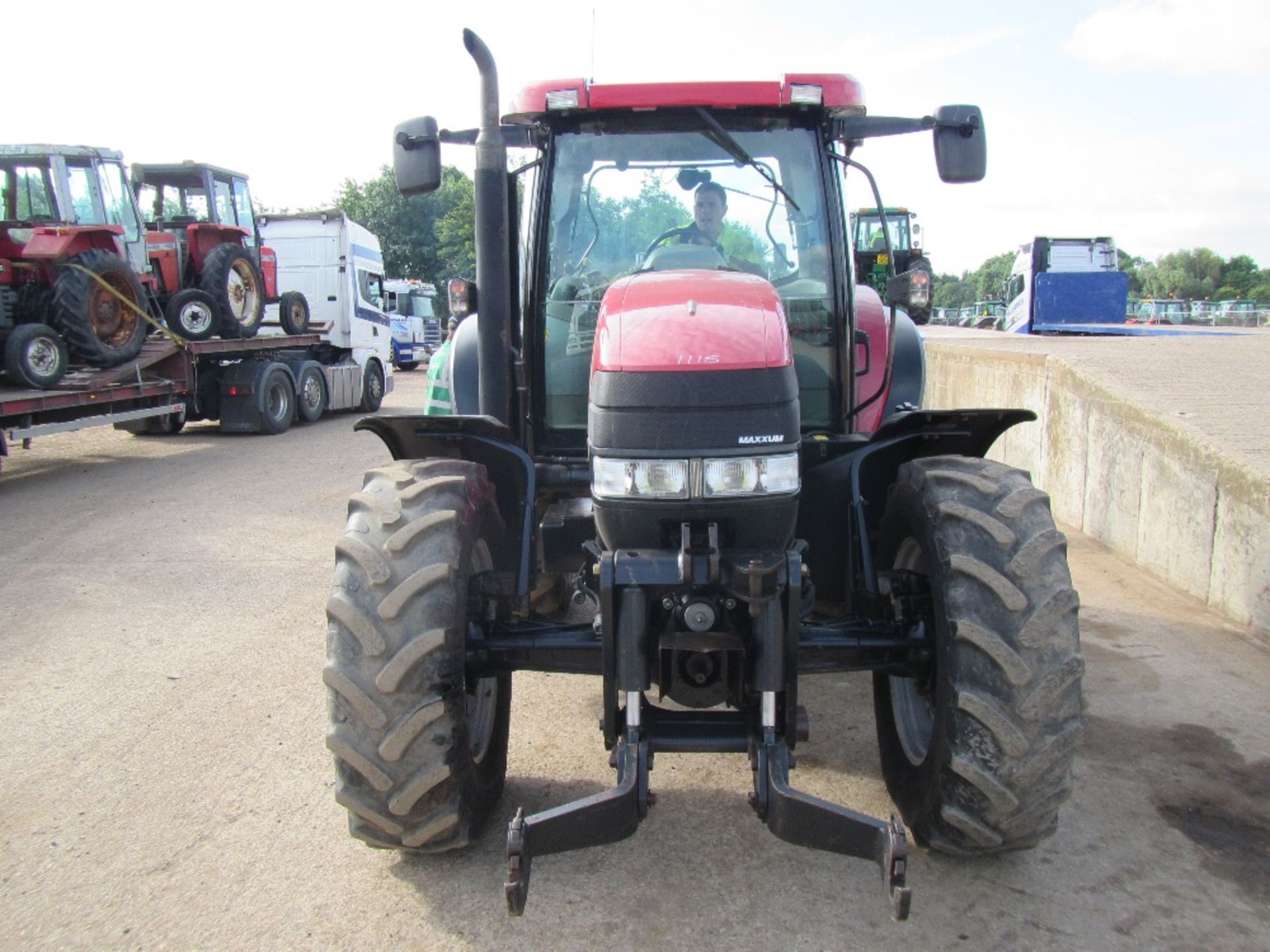 Case MXU 135 Tractor c/w front linkage & pto - Image 3 of 6