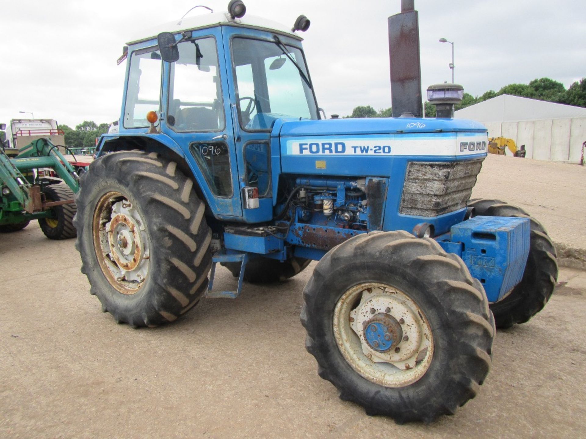 Ford TW20 4wd Tractor - Image 2 of 5