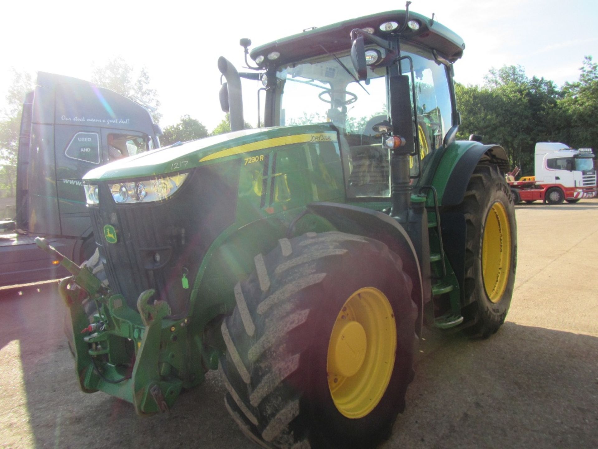 2012 John Deere 7230R 4wd Tractor c/w Auto Power, 50kph, front linkage, front pto