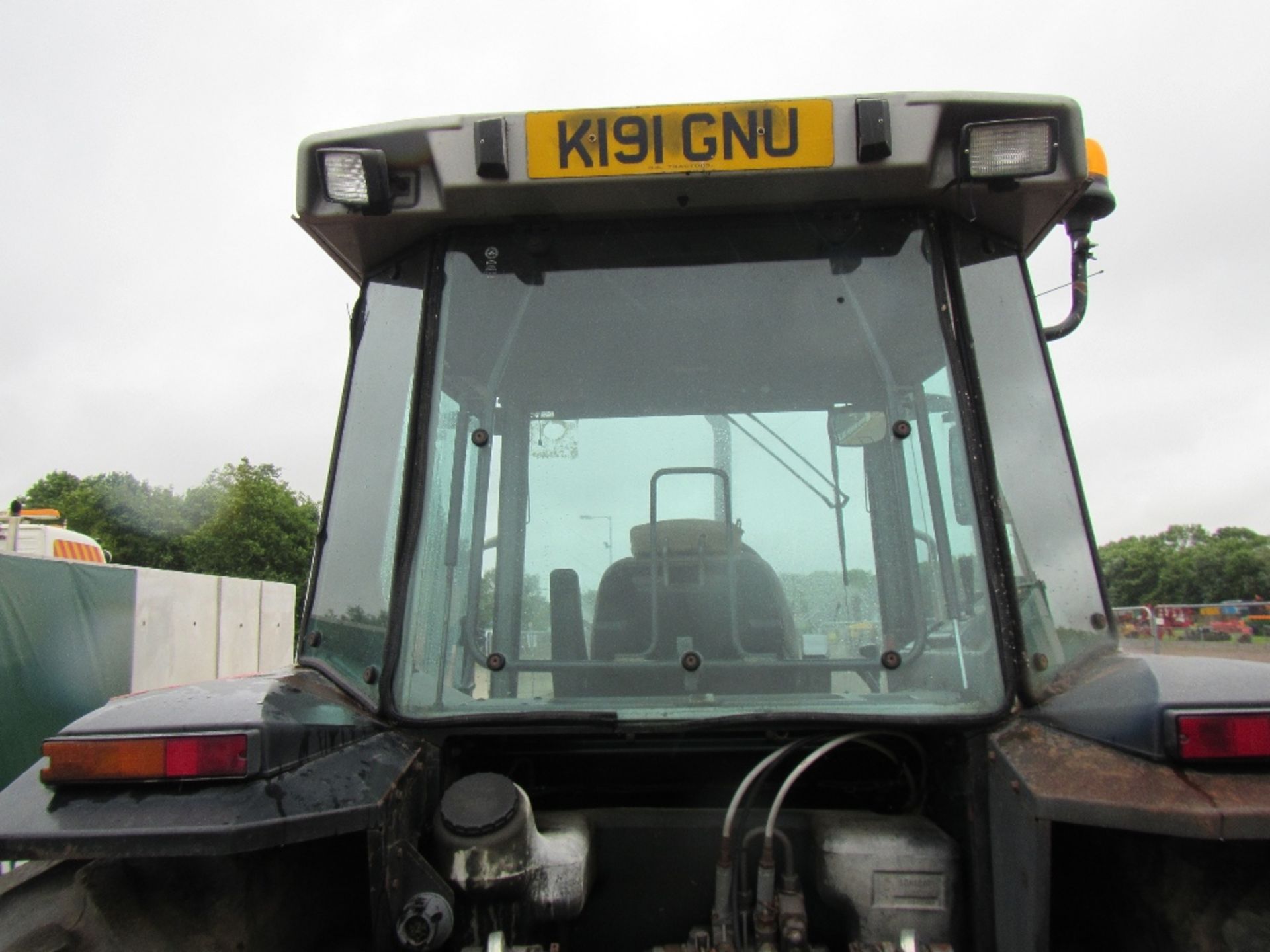 Massey Ferguson 3095 4wd Tractor Reg. No. K191 GNU - Image 8 of 16