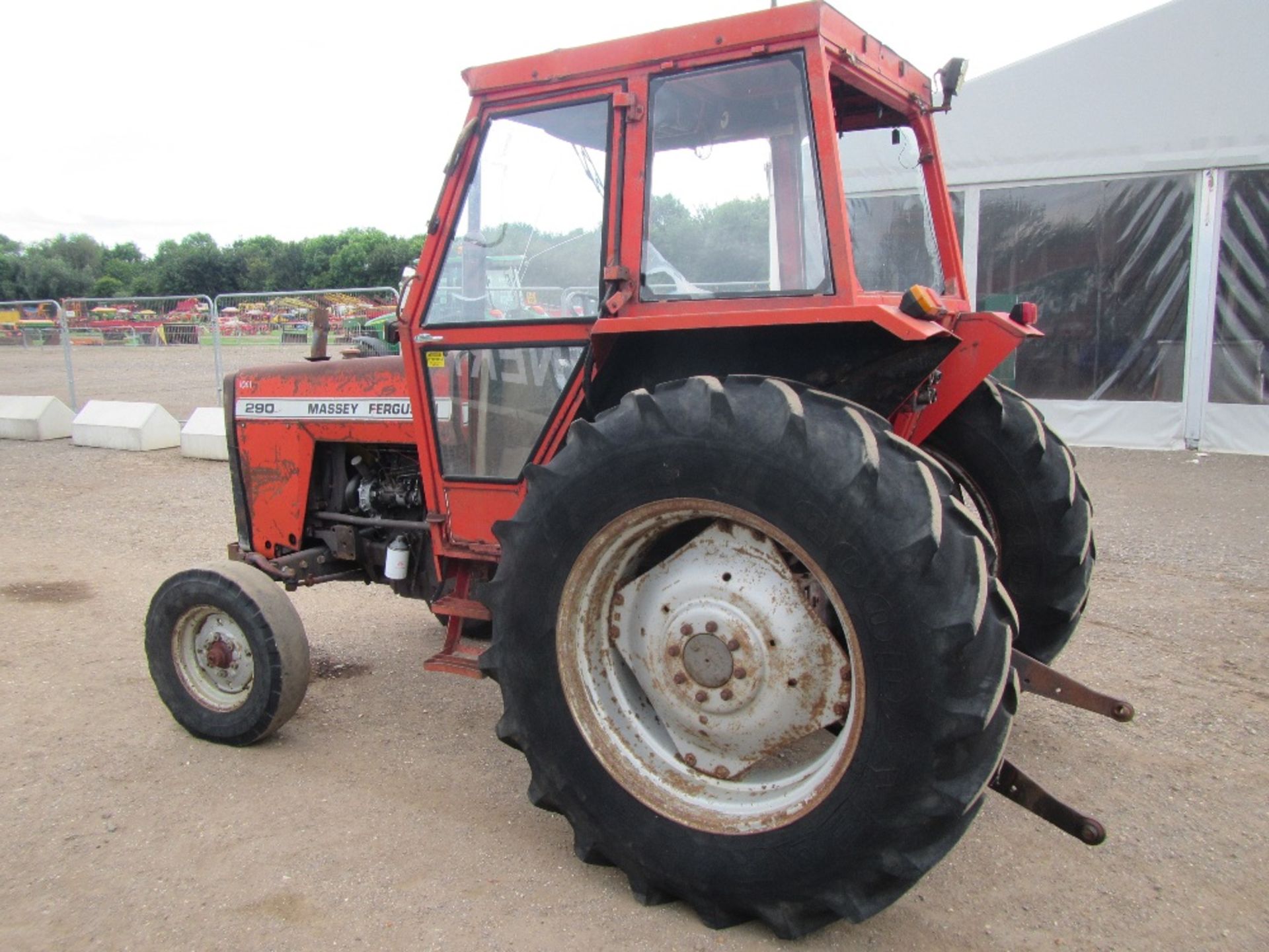 Massey Ferguson 290 Tractor c/w 3 gearstick - Image 8 of 15