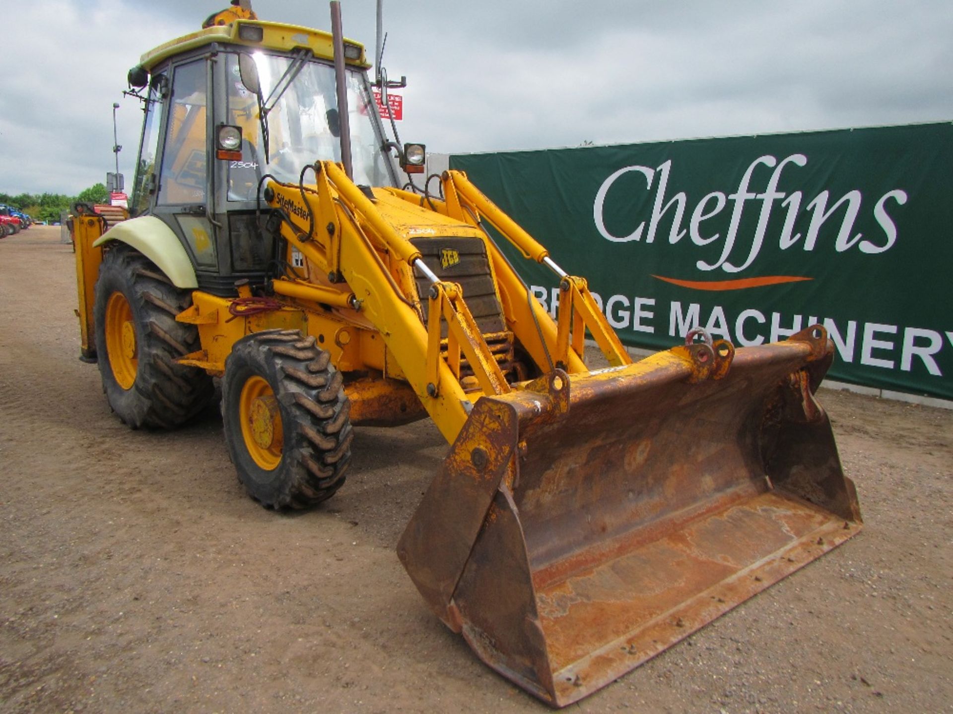 JCB 3CX Manual Reg. No. L61 X90 Ser. No. 414731 - Image 3 of 12