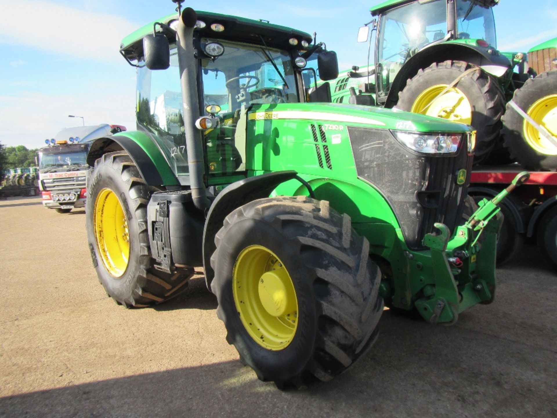 2012 John Deere 7230R 4wd Tractor c/w Auto Power, 50kph, front linkage, front pto - Image 3 of 7