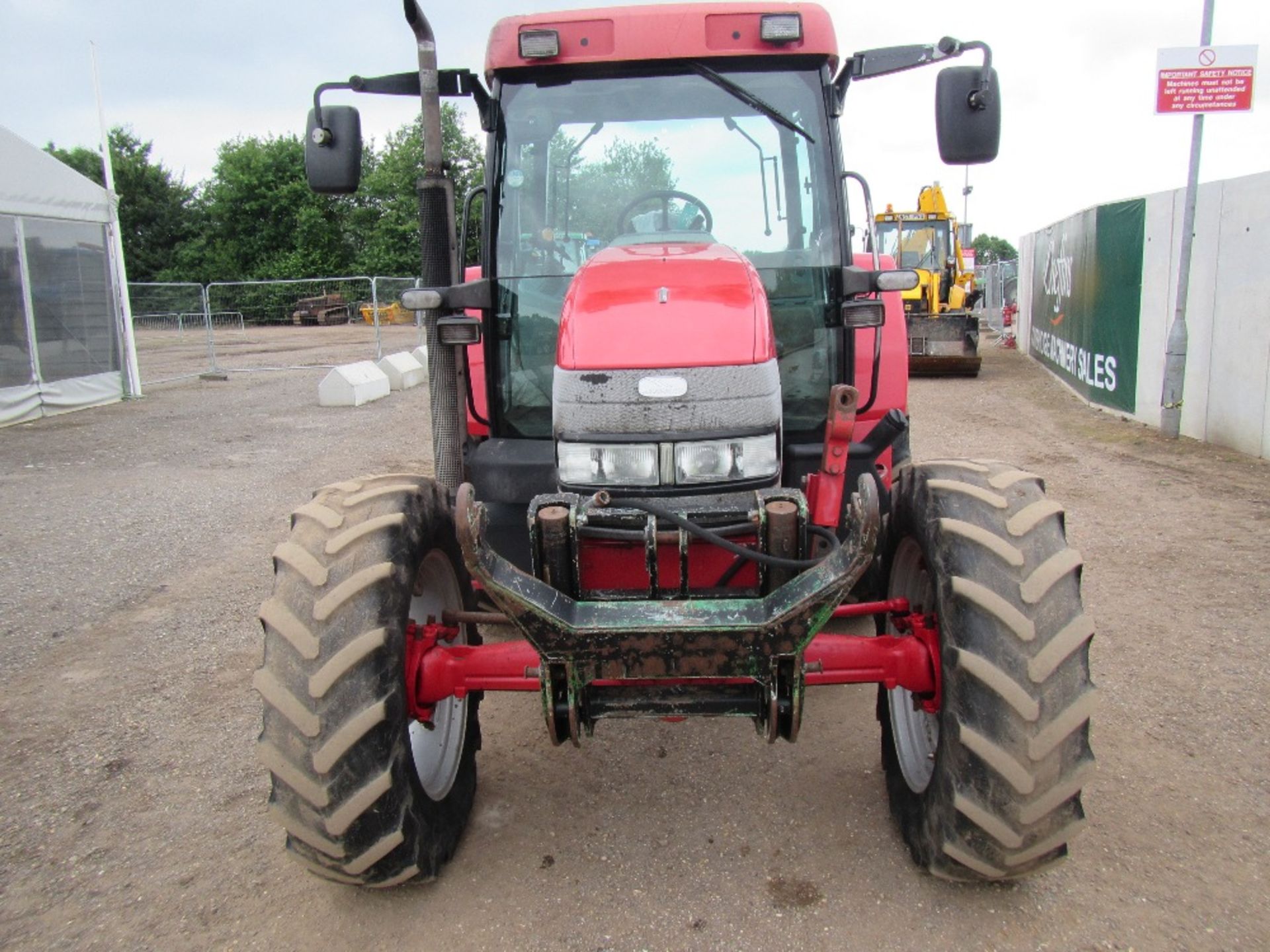McCormick MC100 4wd Tractor c/w front linkage Reg. No. SK02 LBE - Image 2 of 19
