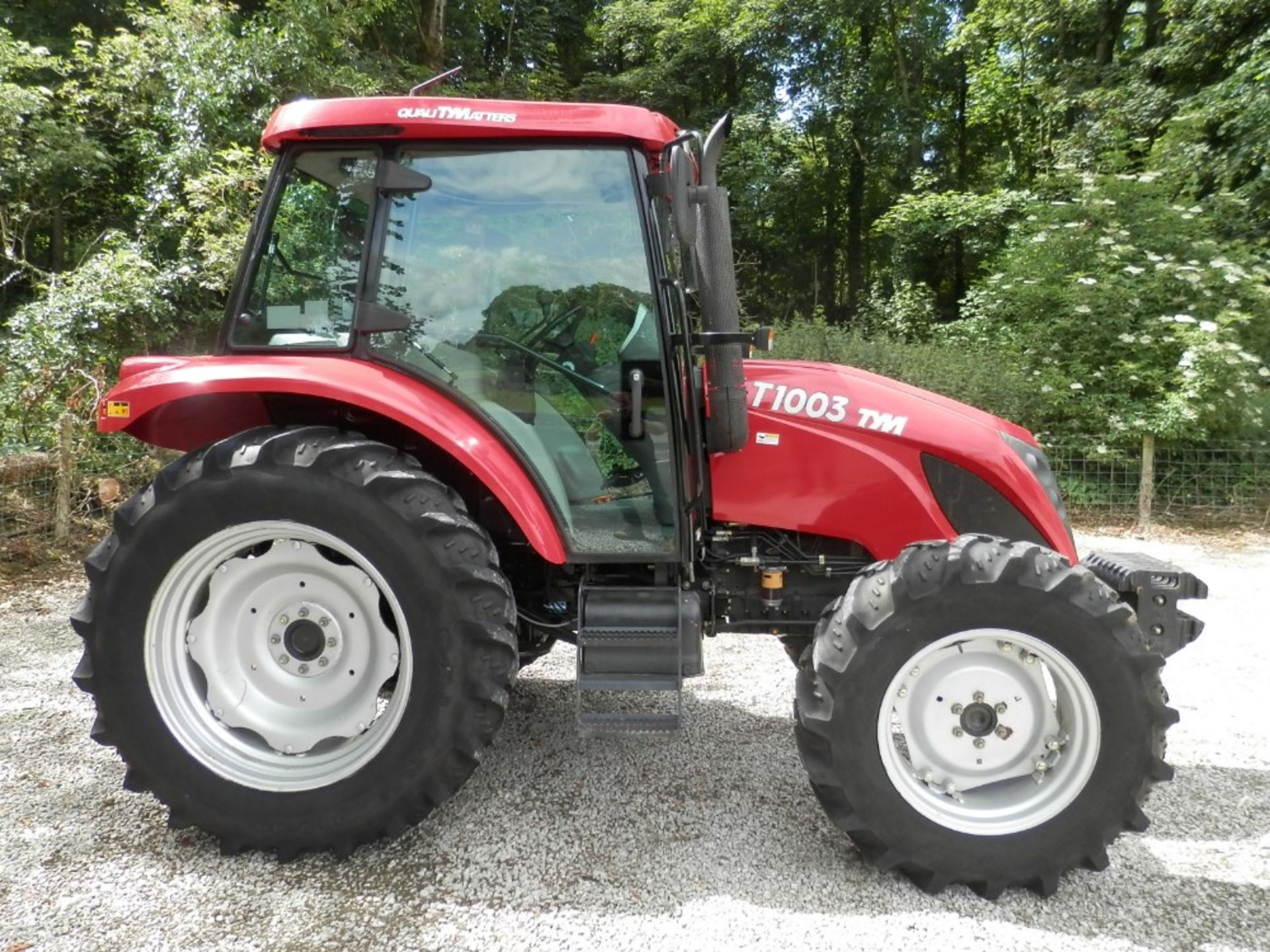 2012 TYM T1003 4wd Tractor c/w Power Shuttle, 40k, air con Hours: 1201 Reg. No. AE12 HTJ - Image 3 of 9